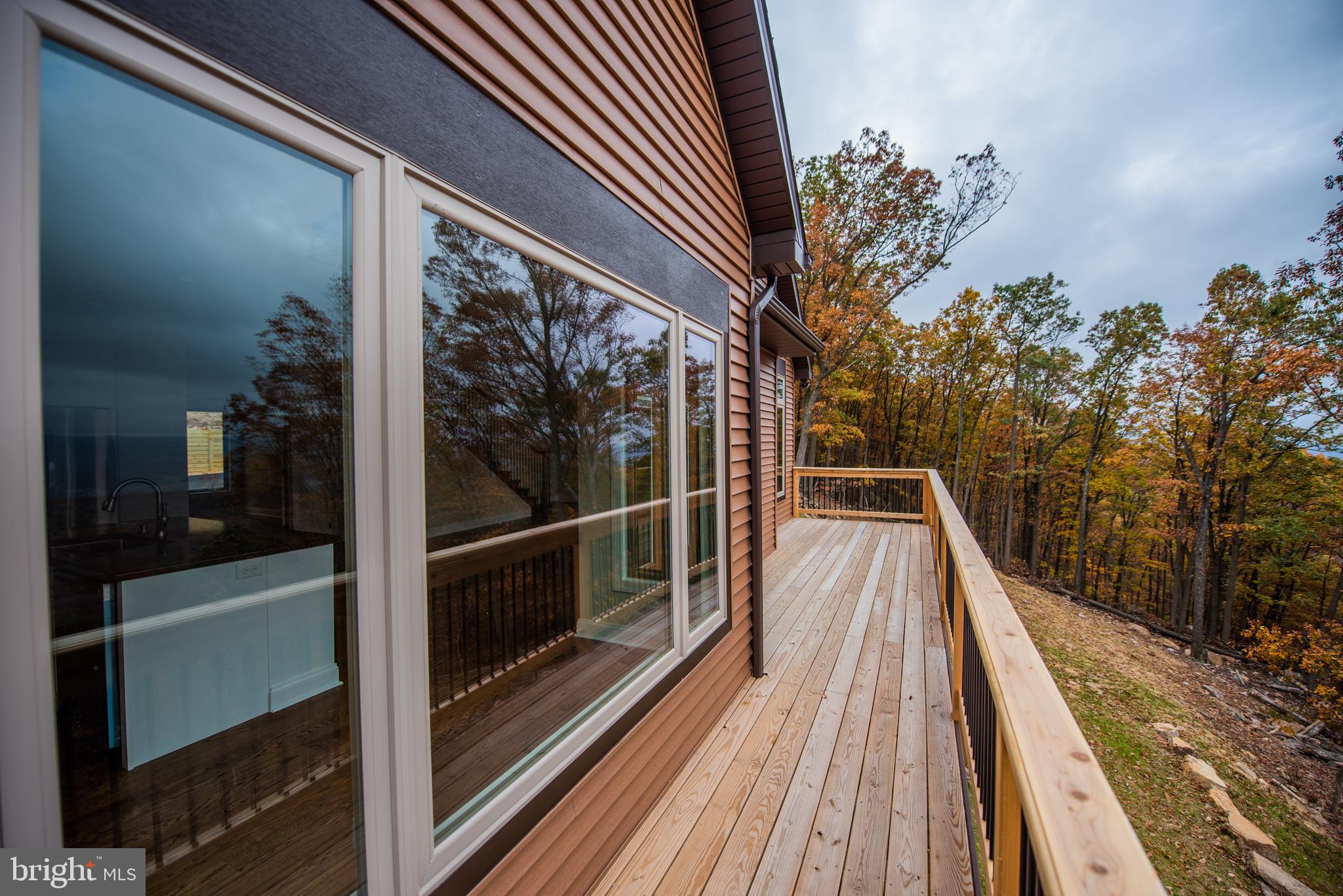 ROUND TOP ESTATES - Residential