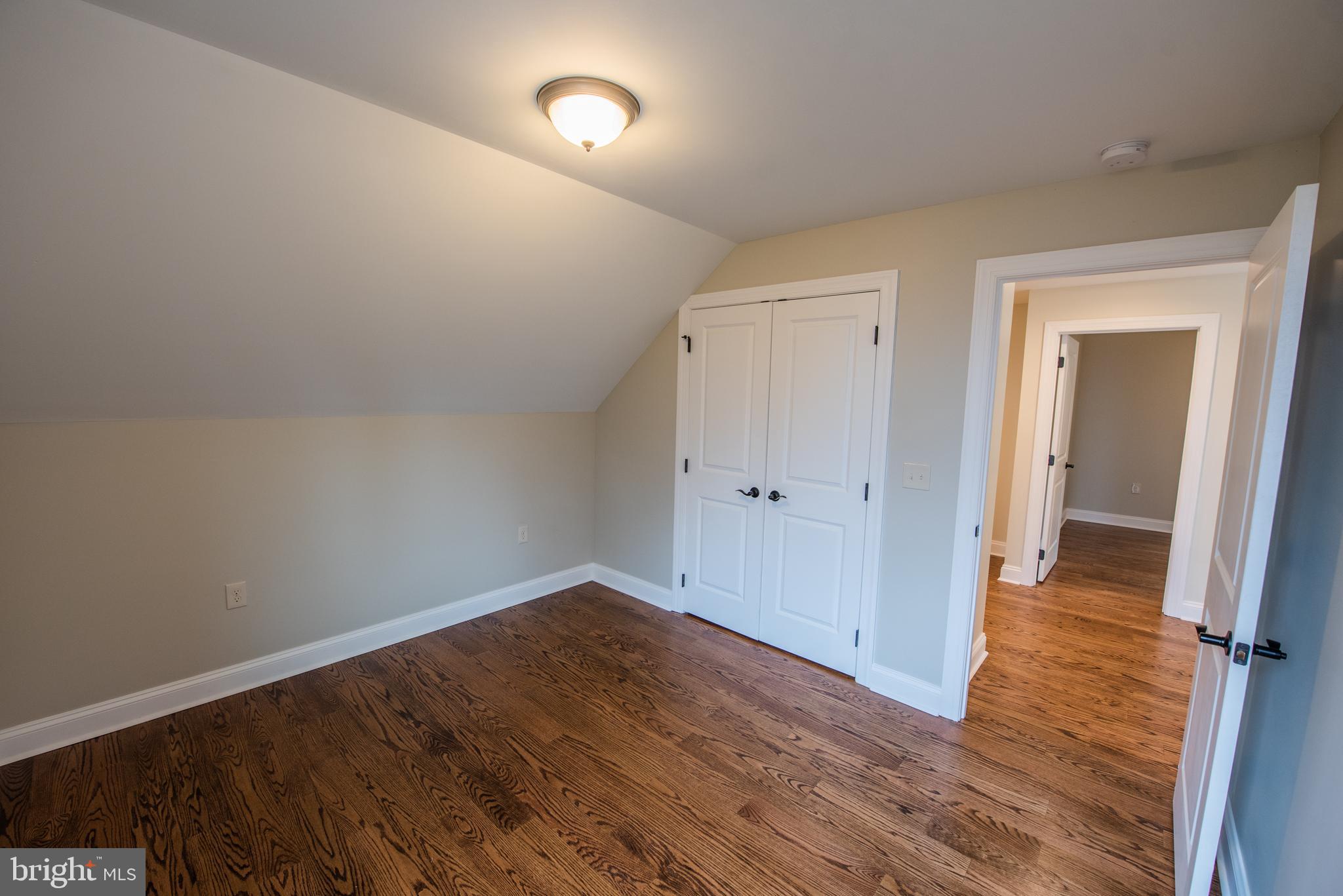 ROUND TOP ESTATES - Residential