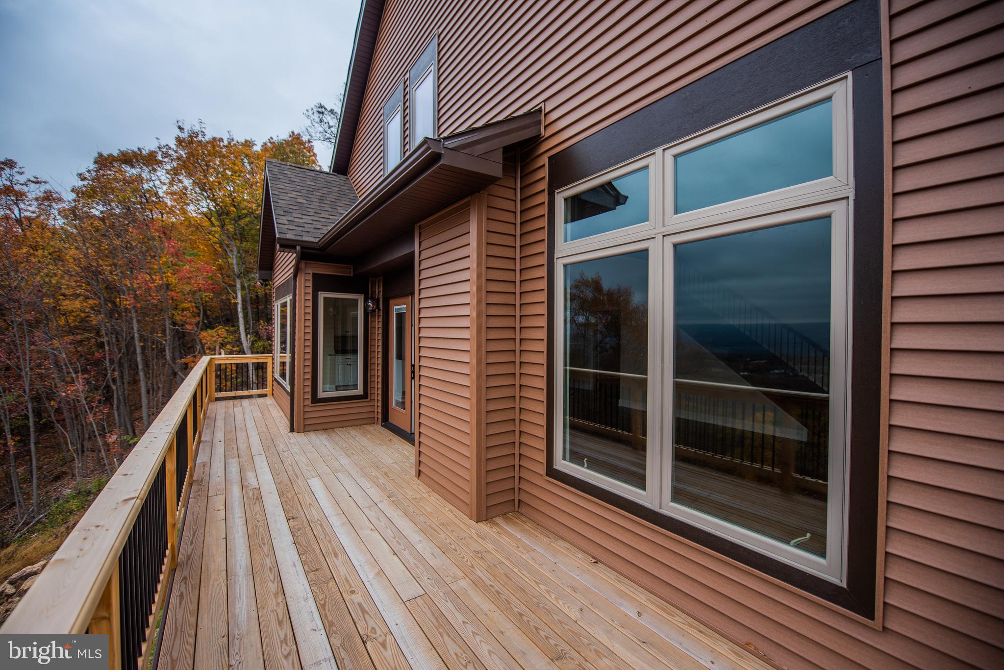 ROUND TOP ESTATES - Residential