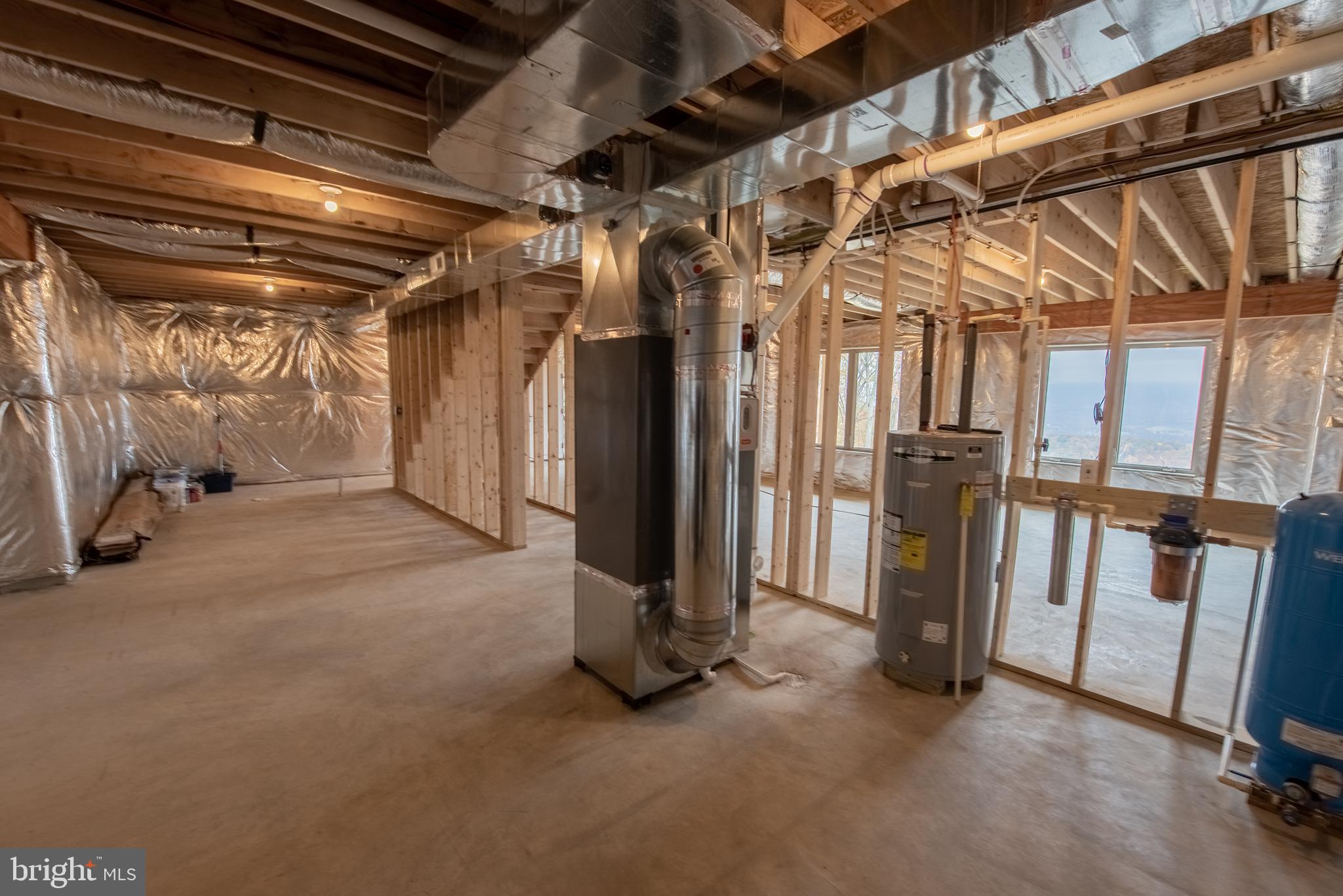 ROUND TOP ESTATES - Residential