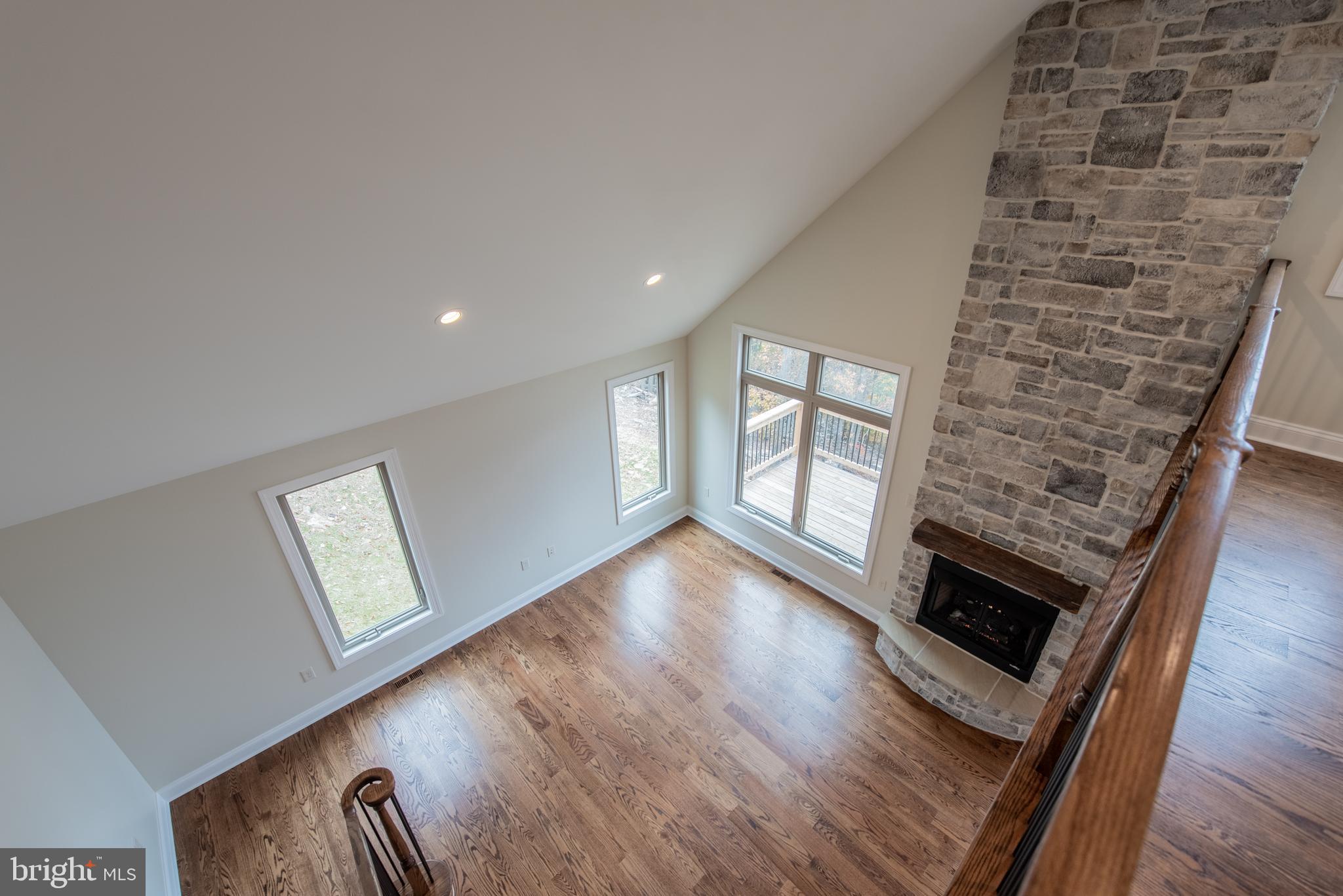 ROUND TOP ESTATES - Residential