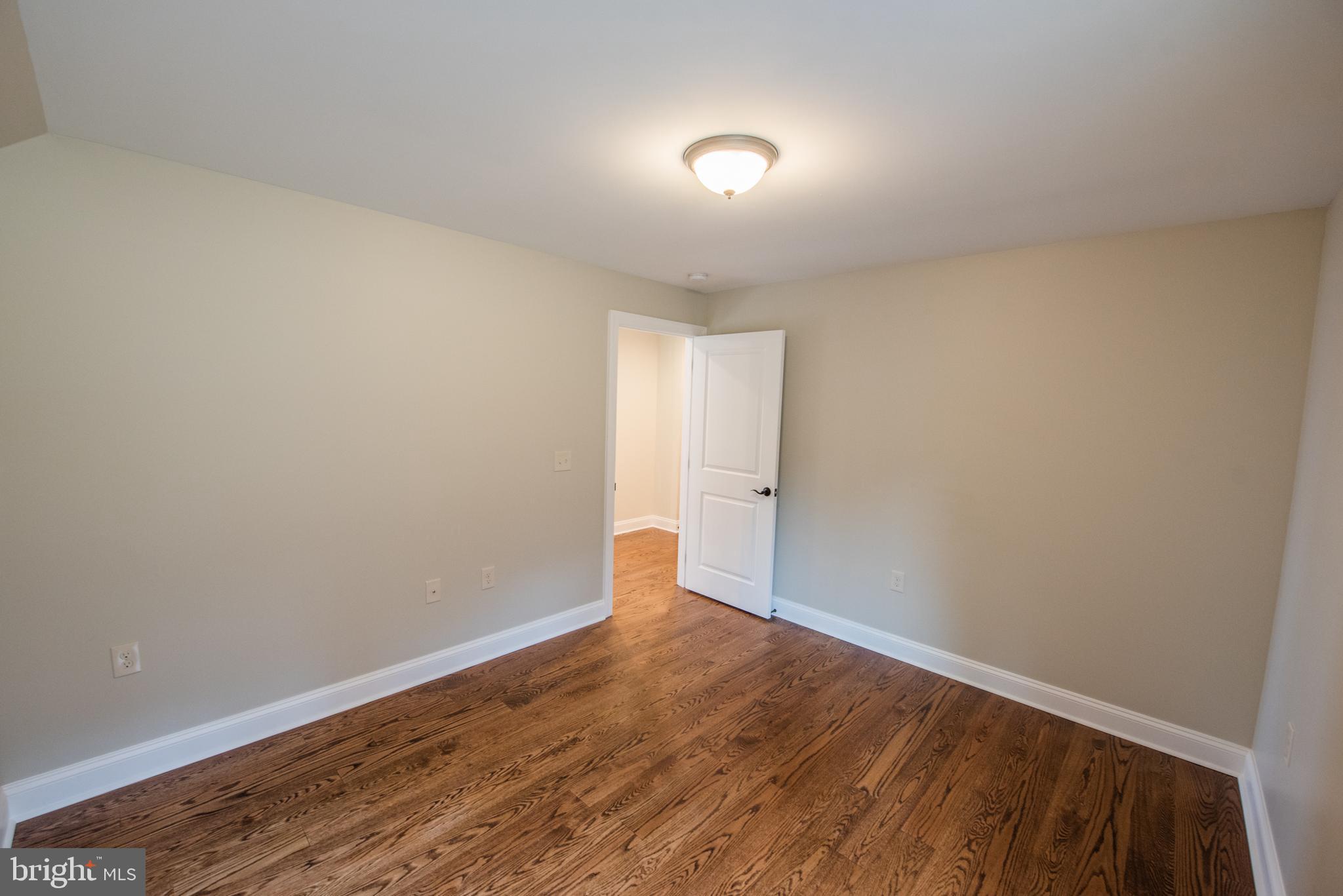 ROUND TOP ESTATES - Residential