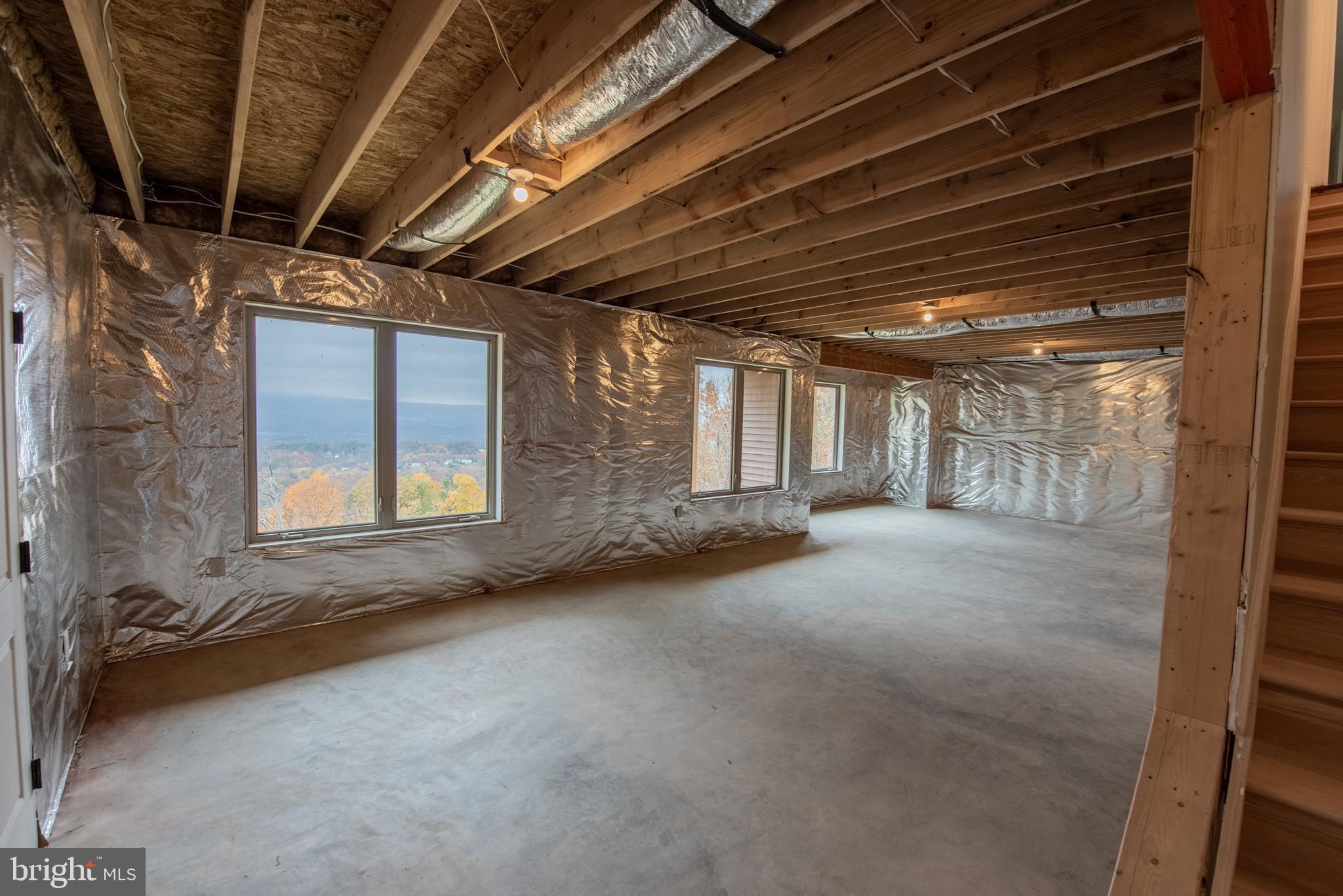 ROUND TOP ESTATES - Residential