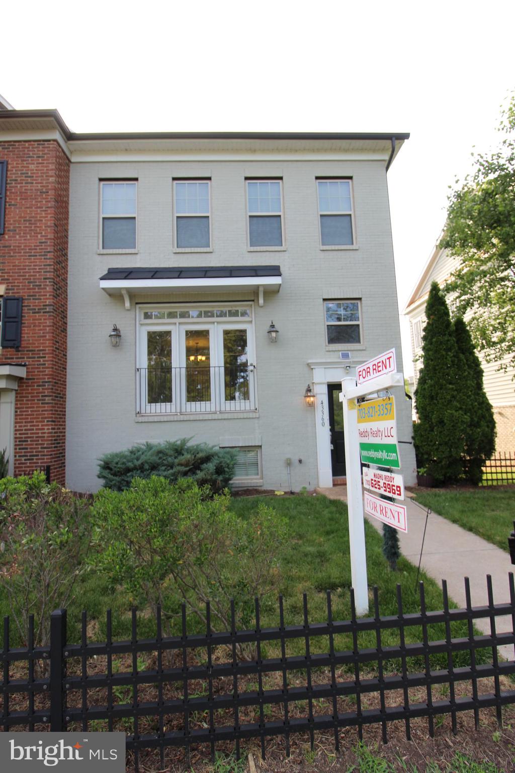 STATION VIEW - Residential Lease