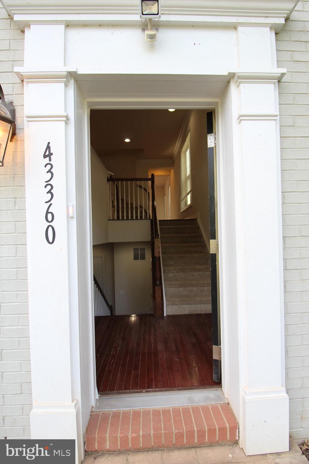 STATION VIEW - Residential Lease