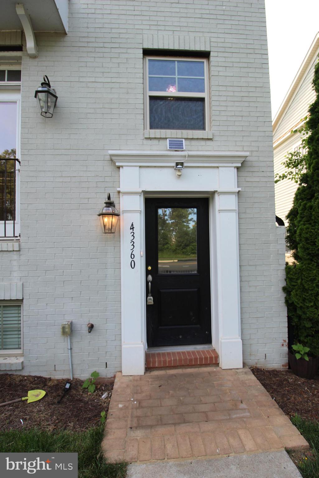 STATION VIEW - Residential Lease