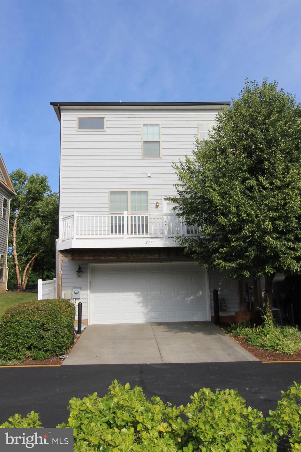 STATION VIEW - Residential Lease