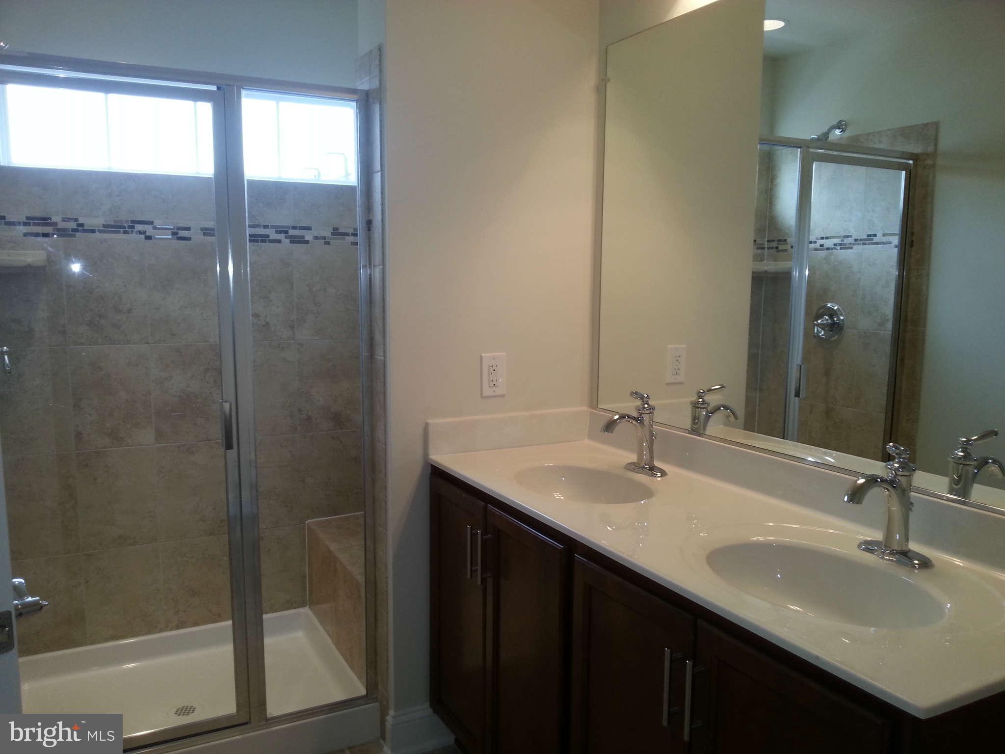 GOOSE CREEK VILLAGE NORTH - Residential Lease