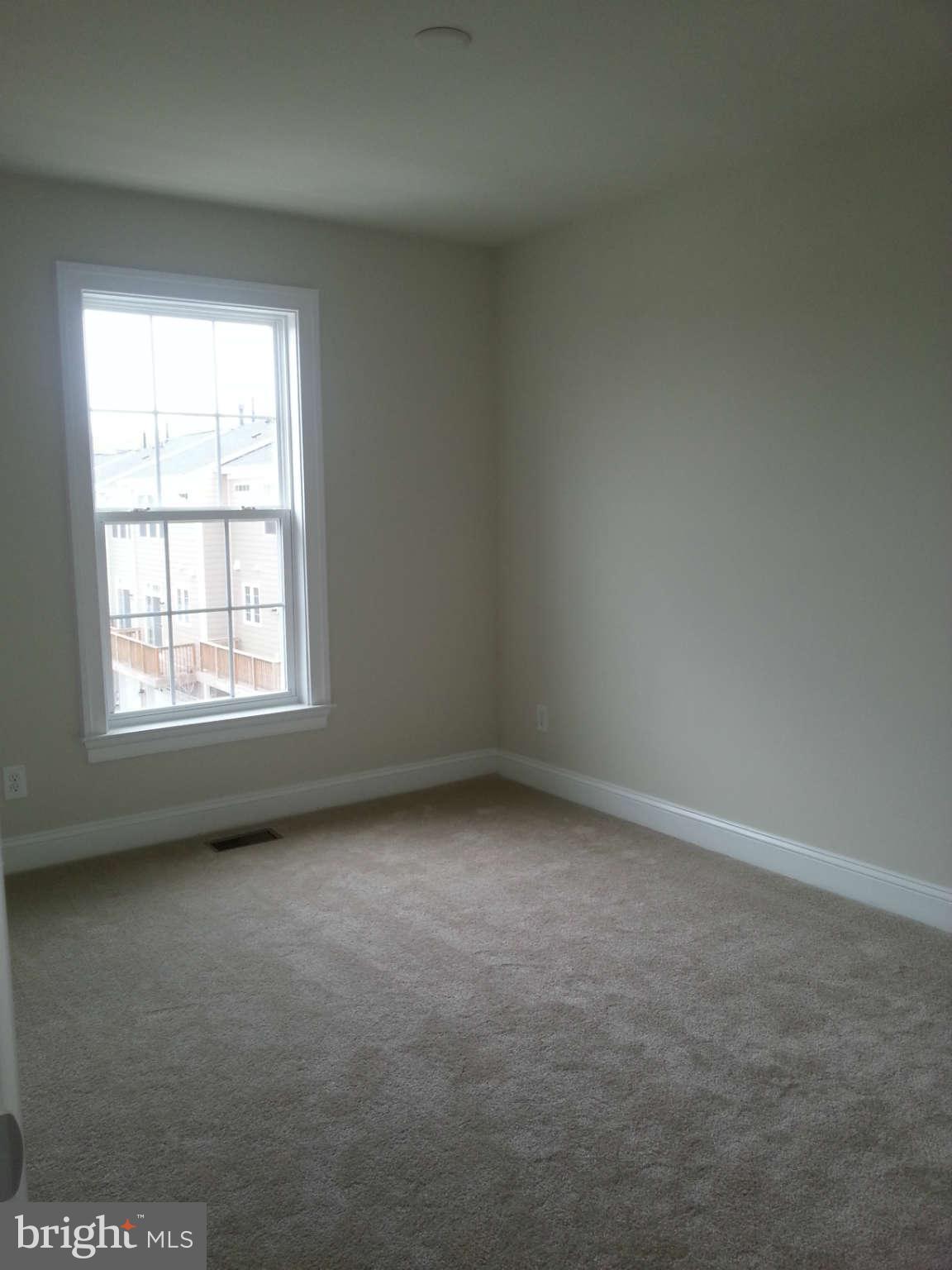 GOOSE CREEK VILLAGE NORTH - Residential Lease