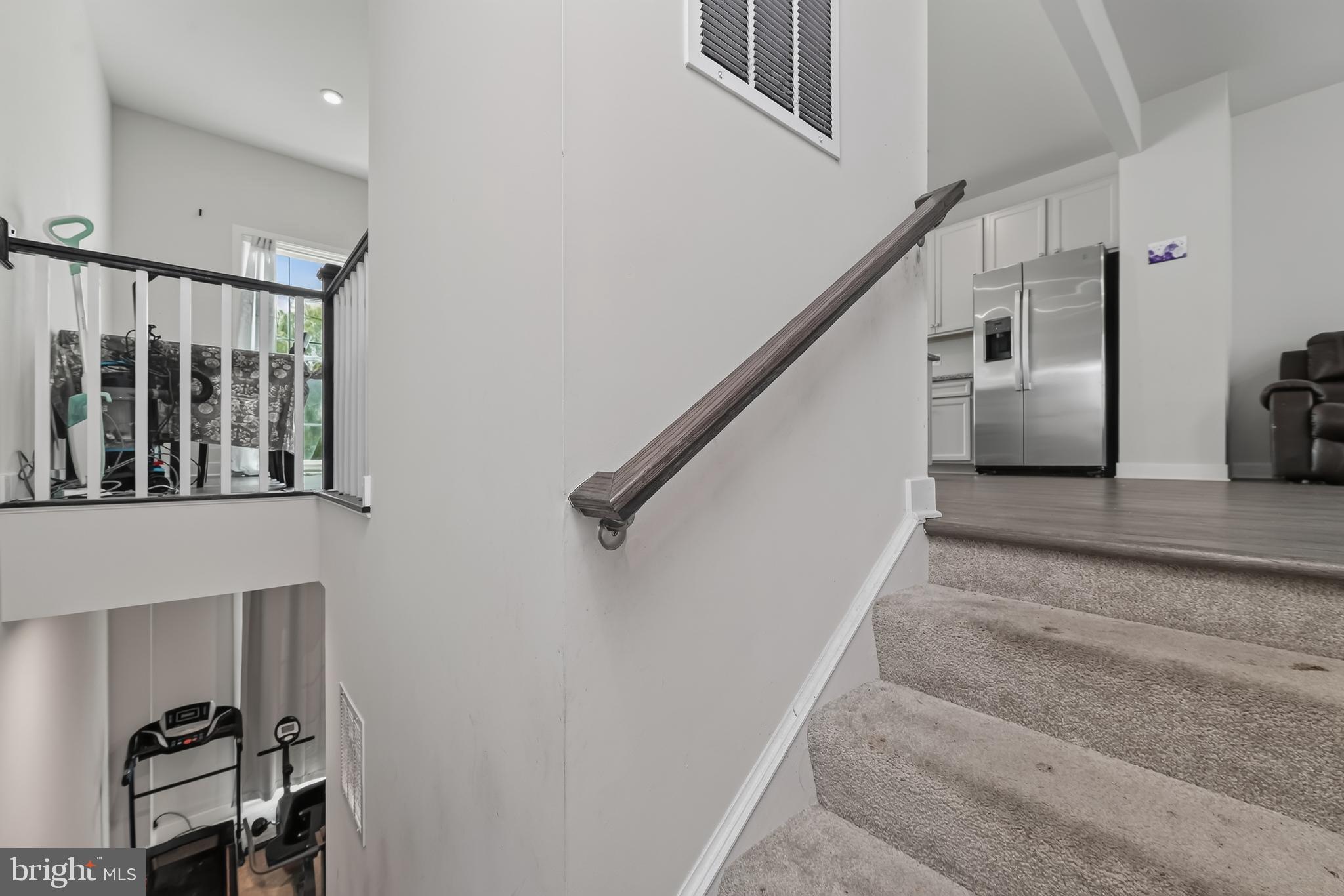 315 PACA GARDENS LN.