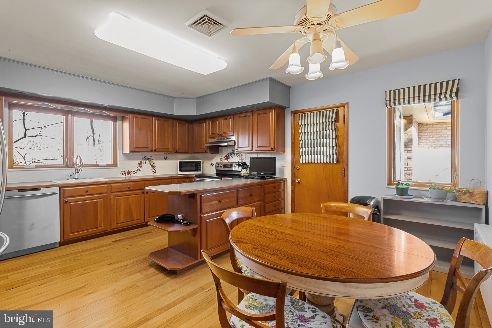 WALNUT RIDGE - Residential