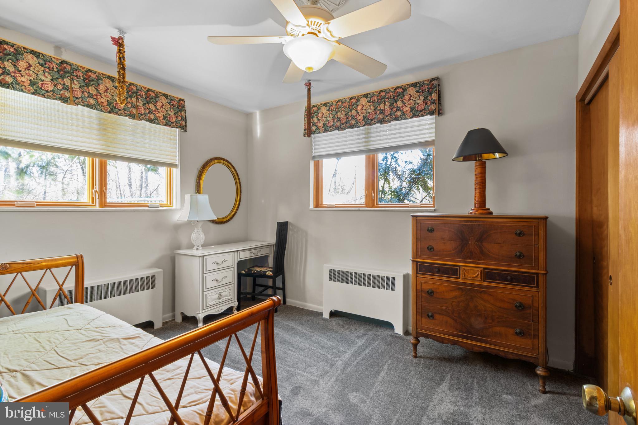 WALNUT RIDGE - Residential