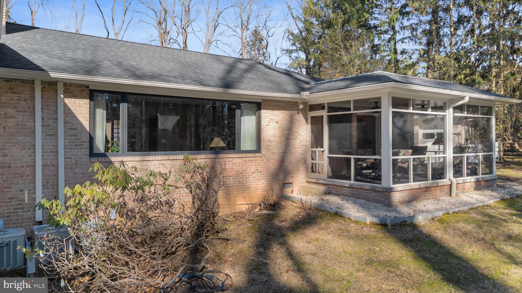 WALNUT RIDGE - Residential