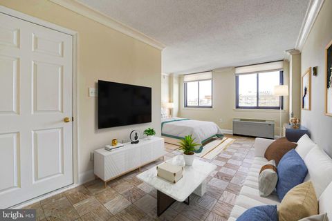 Condo For Sale - 801 N Pitt Street #311<br/> ALEXANDRIA, VA 22314