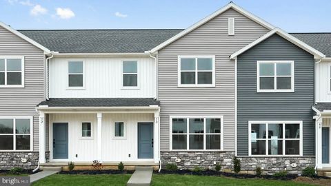 Photo of 70 N Conifer Drive, ELIZABETHTOWN, PA 17022 (MLS # PALA2072502)