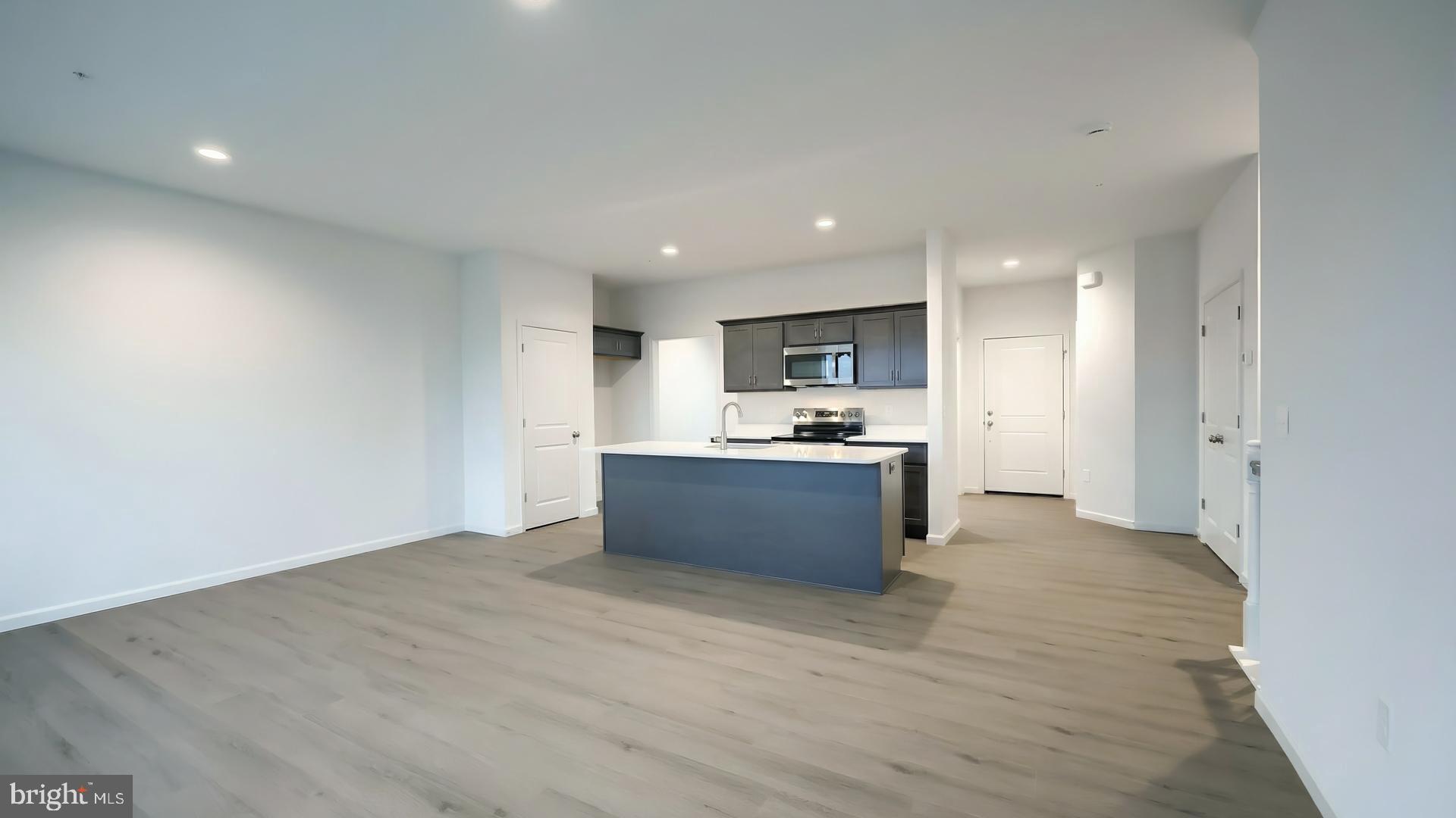 MERIDIAN HEIGHTS - Residential