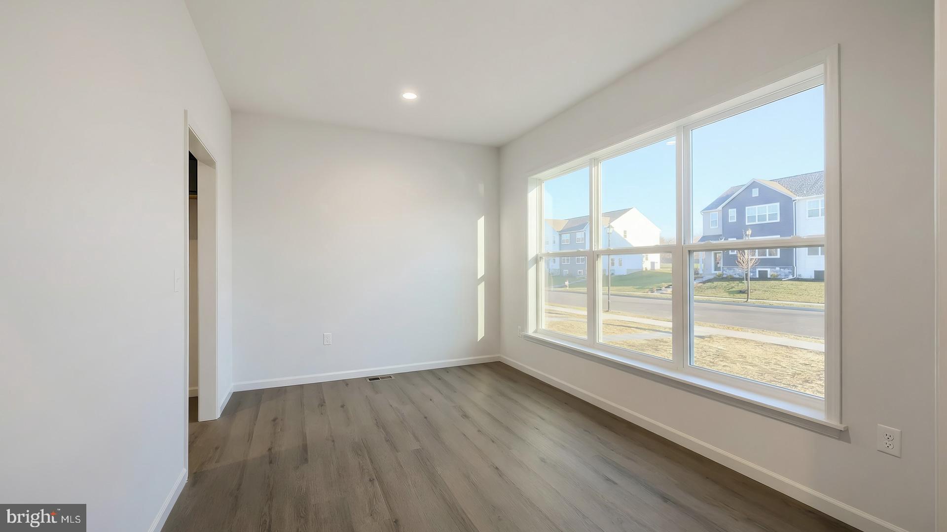 MERIDIAN HEIGHTS - Residential