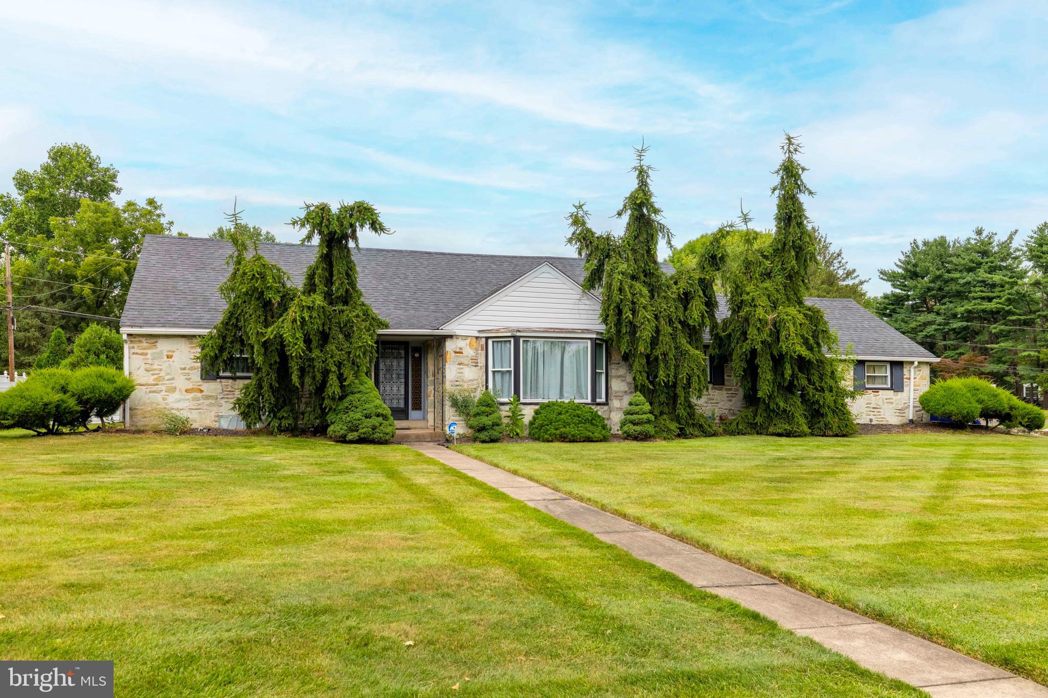 3946 BLAKE ROAD