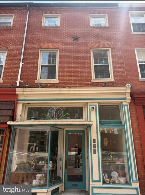 Photo of 869 N Howard Street, BALTIMORE, MD 21201 (MLS # MDBA2223122)