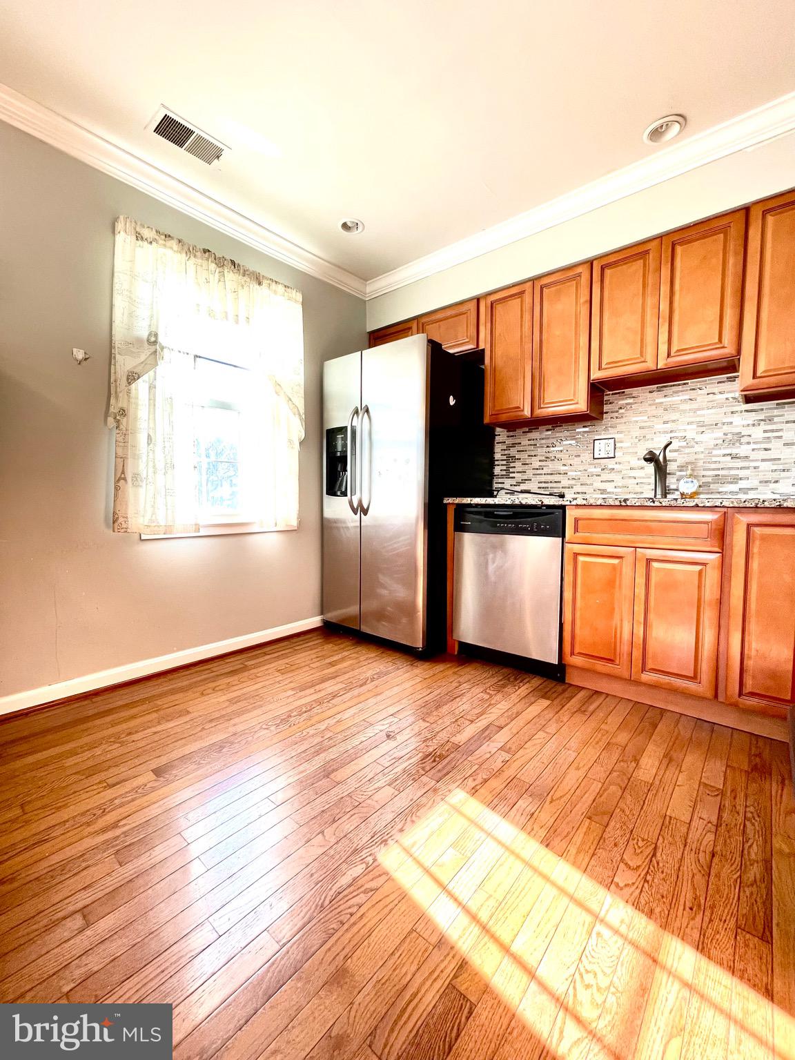 CROFTON SQUARE - Residential