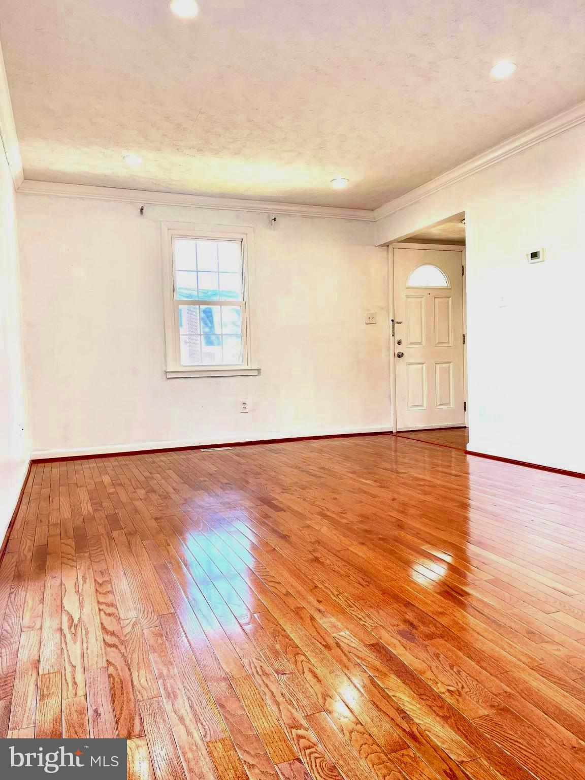 CROFTON SQUARE - Residential