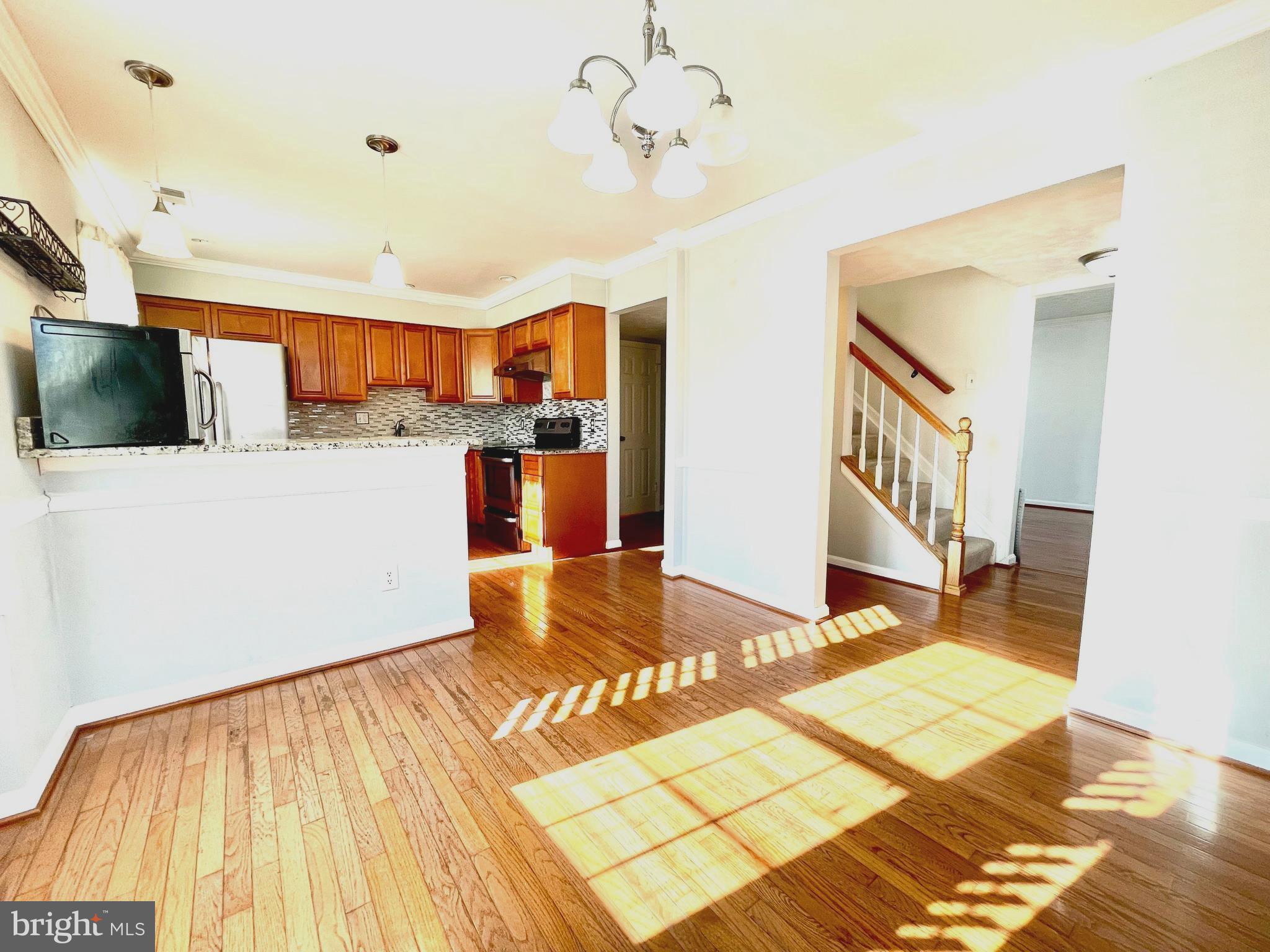 CROFTON SQUARE - Residential