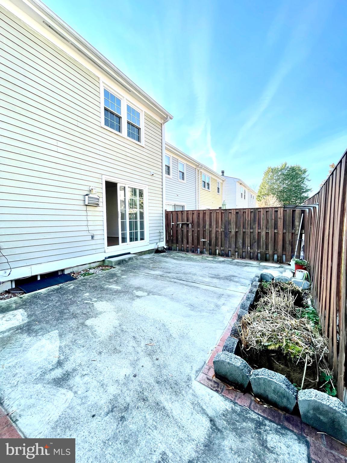 CROFTON SQUARE - Residential