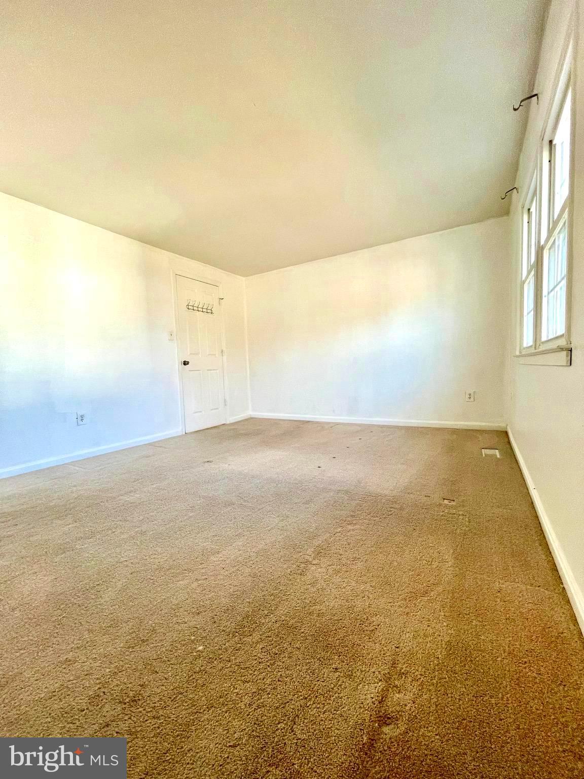 CROFTON SQUARE - Residential