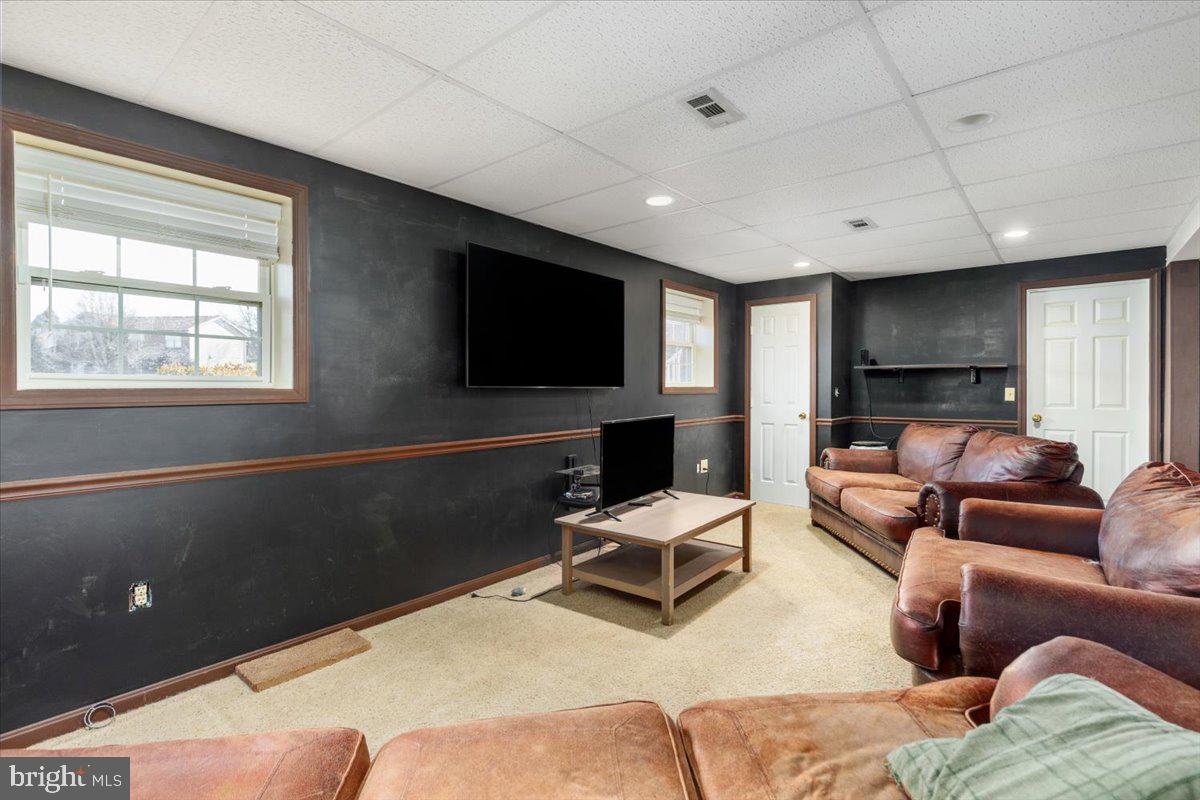 FOREST HEIGHTS - Residential