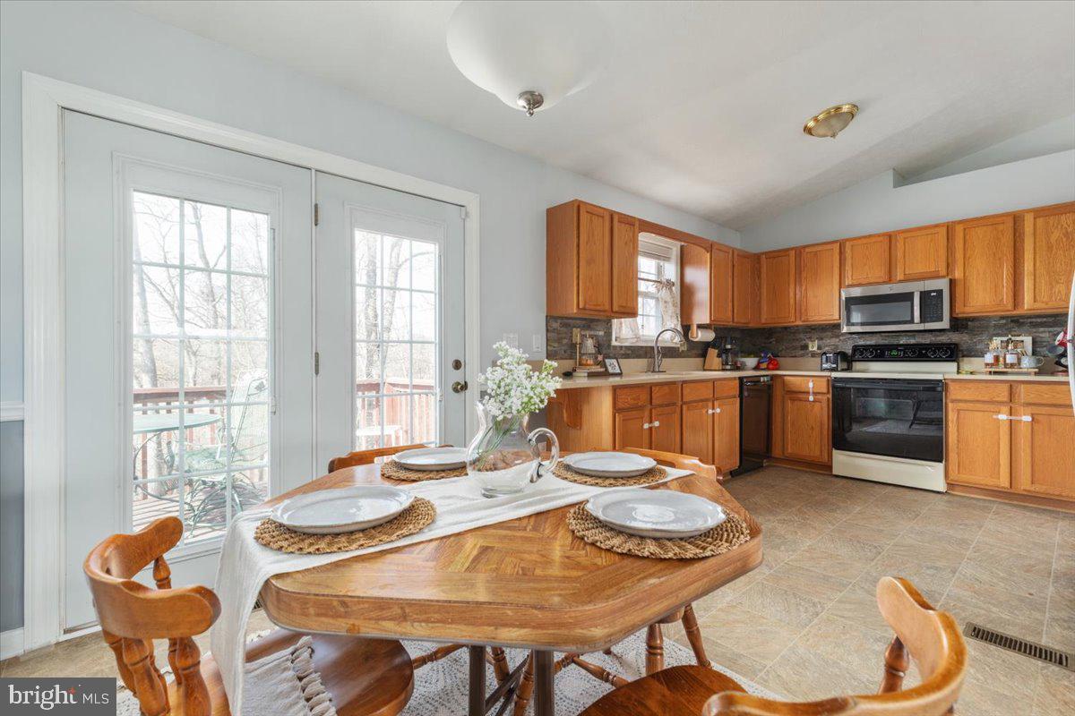 FOREST HEIGHTS - Residential