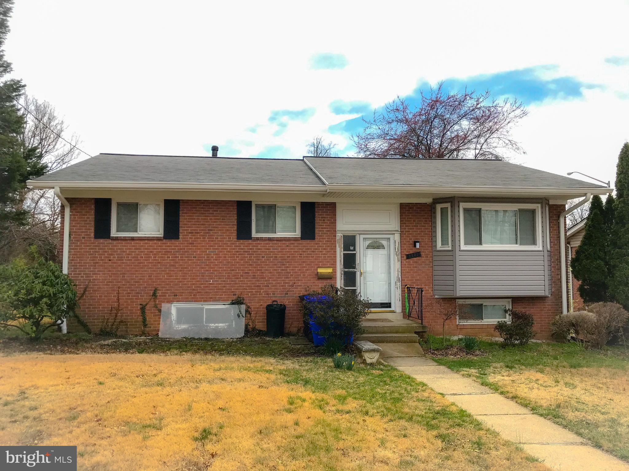 FOREST GLEN KNOLLS - Residential