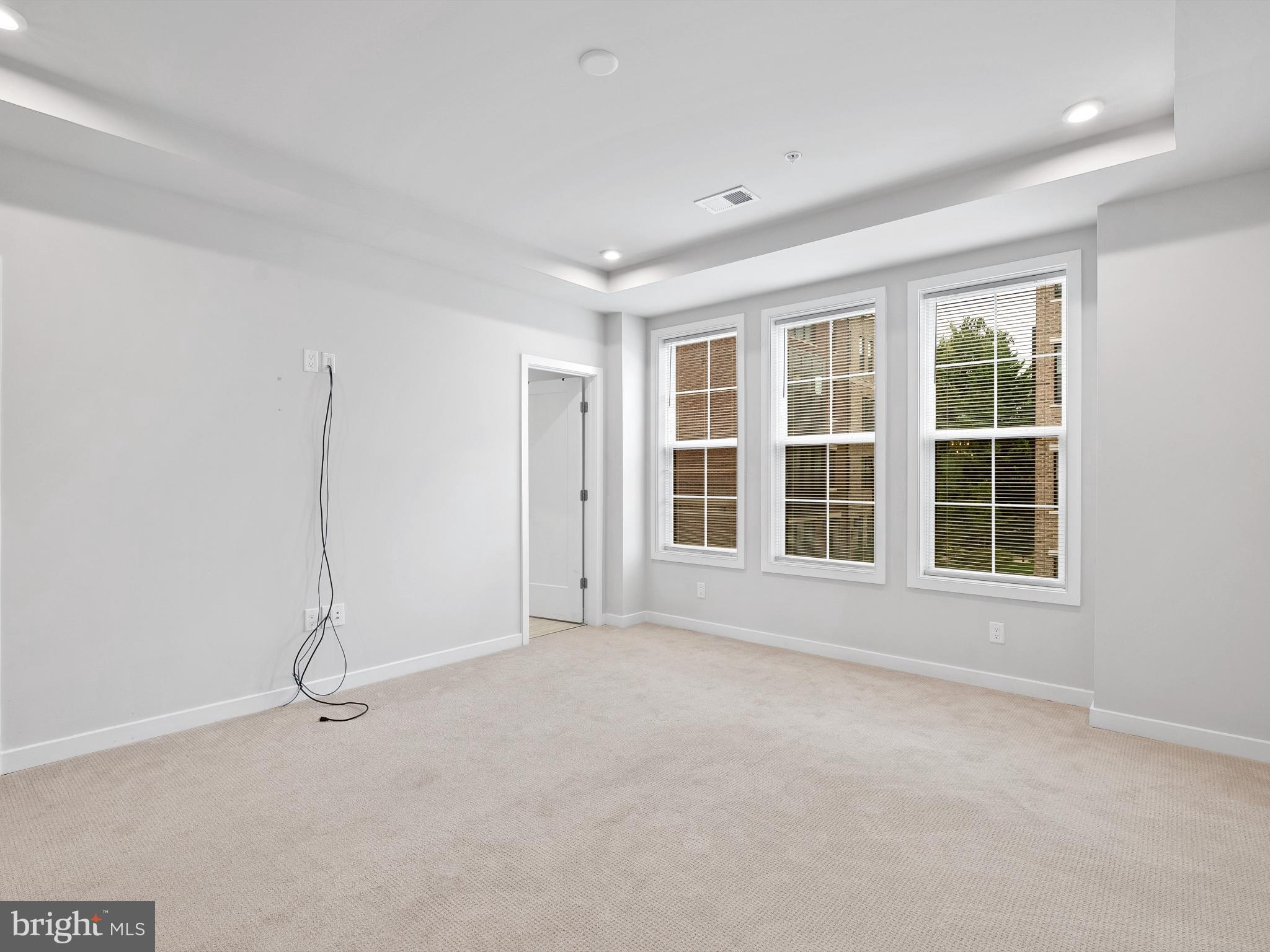 UNION PARK AT MCLEAN - Residential Lease