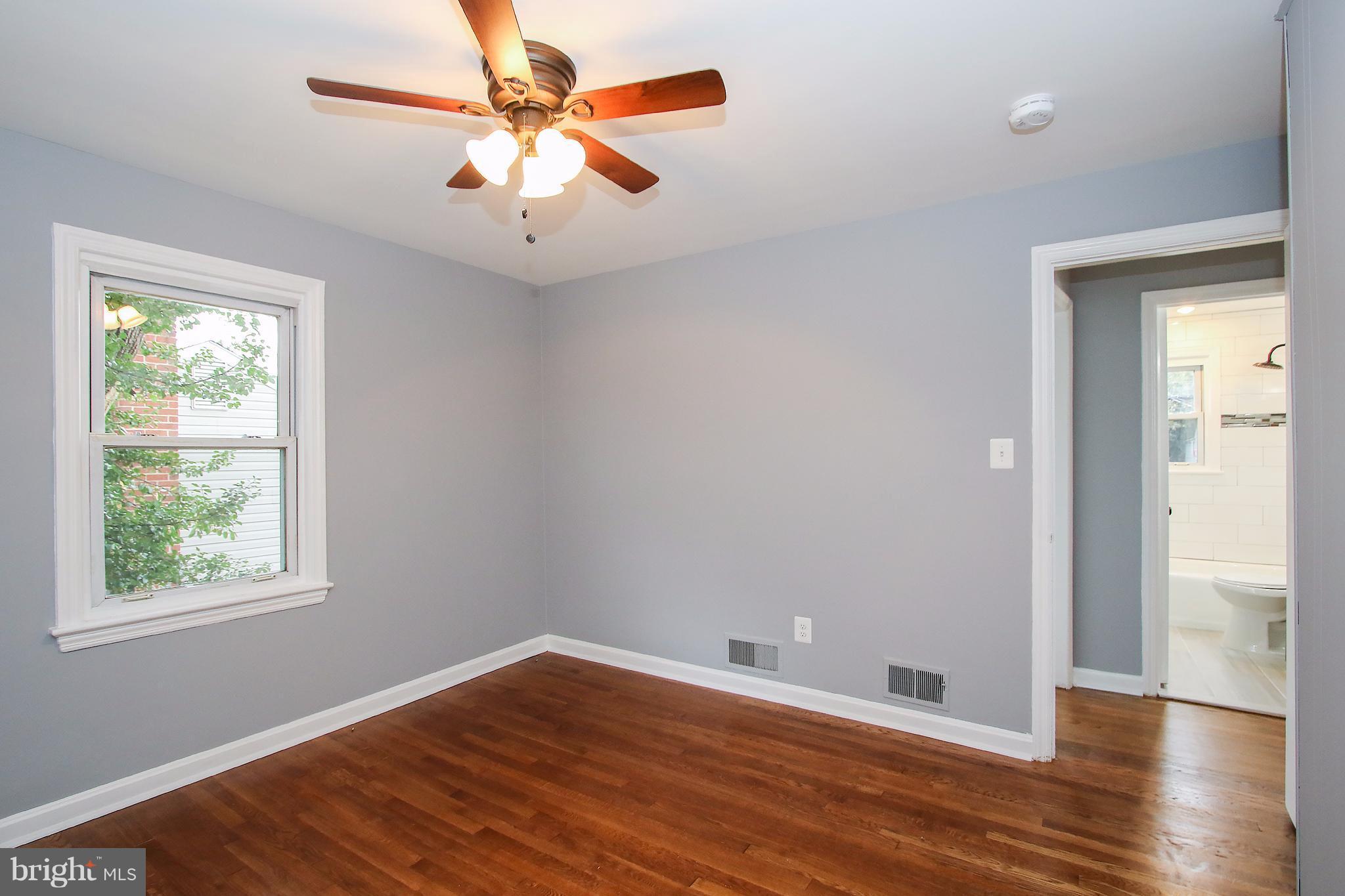 HOLLYWOOD - Residential