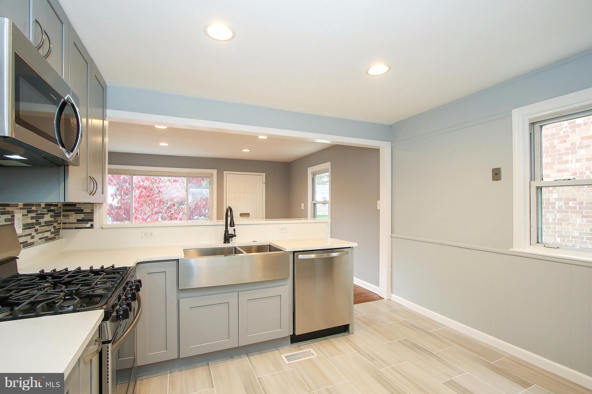 HOLLYWOOD - Residential