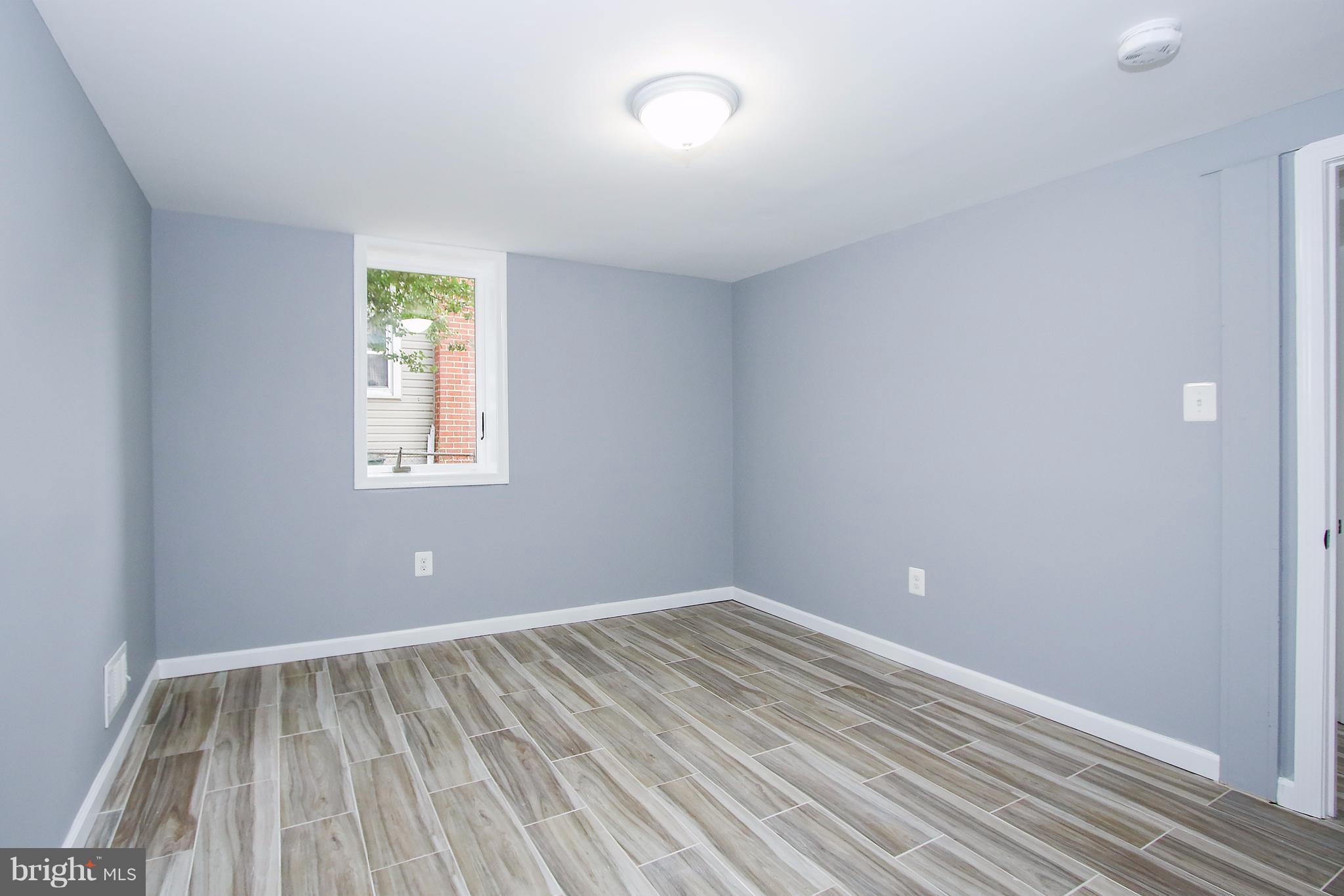 HOLLYWOOD - Residential