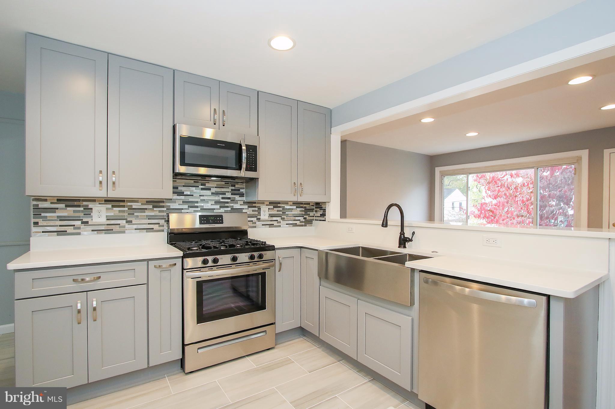 HOLLYWOOD - Residential