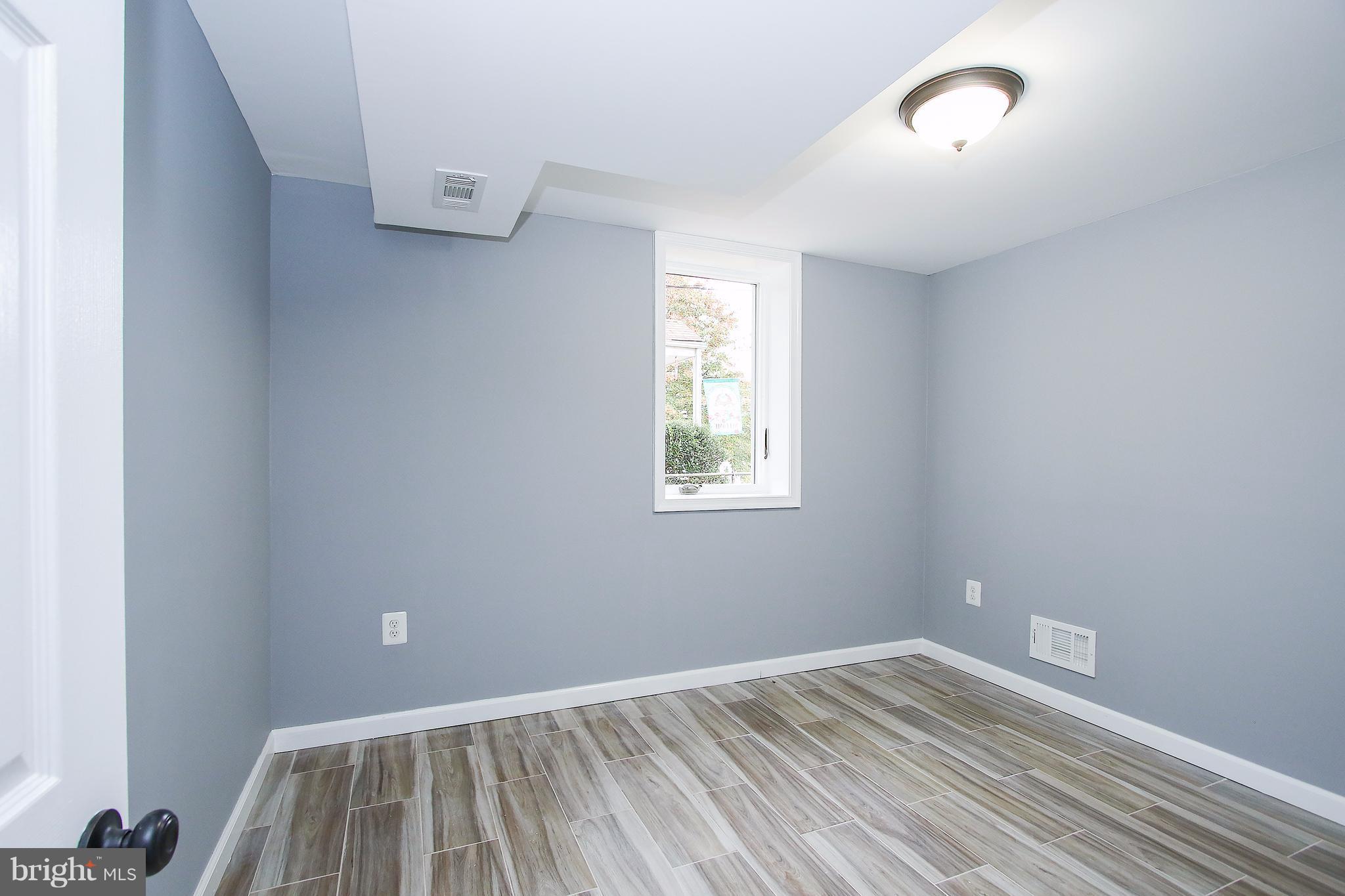 HOLLYWOOD - Residential