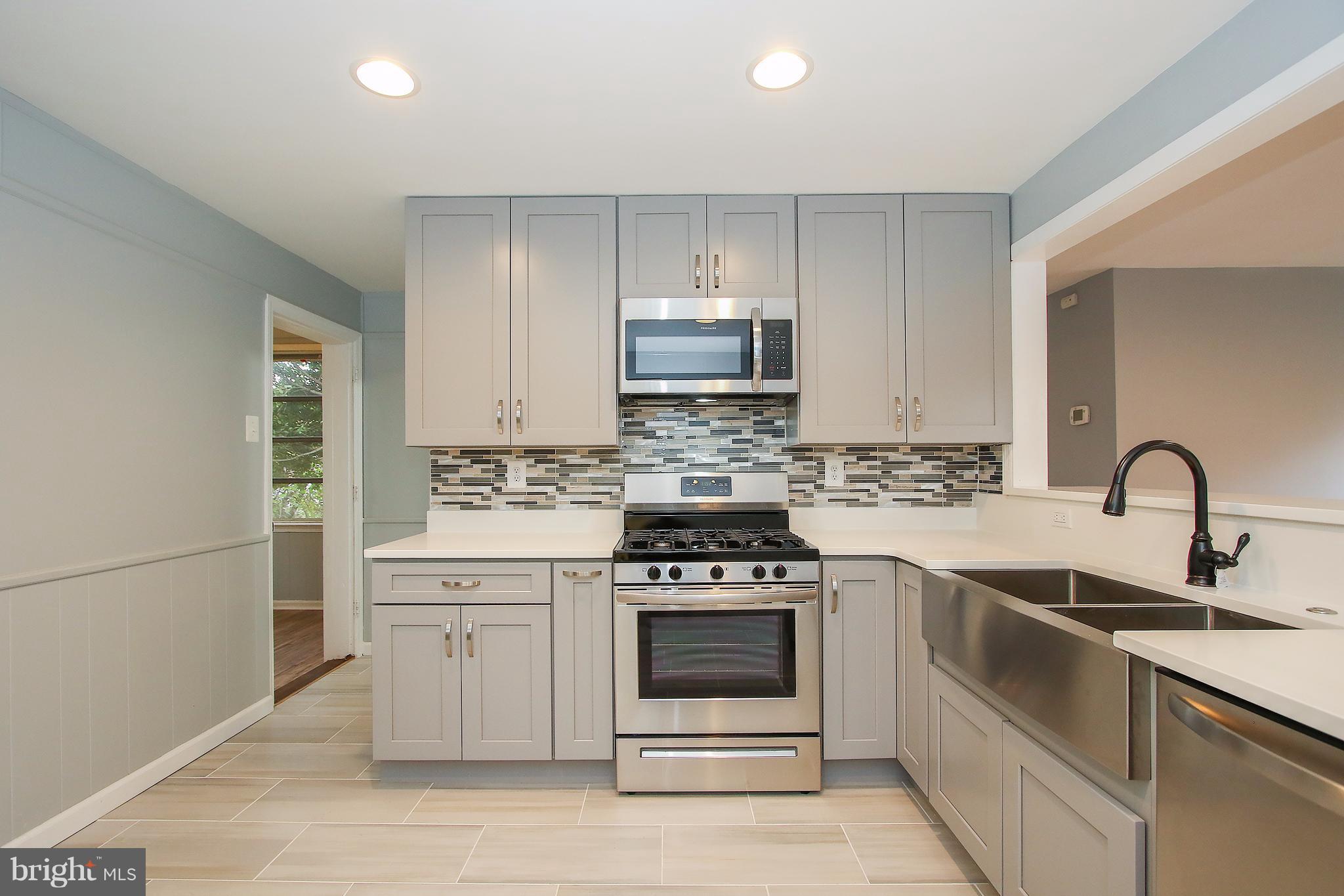 HOLLYWOOD - Residential