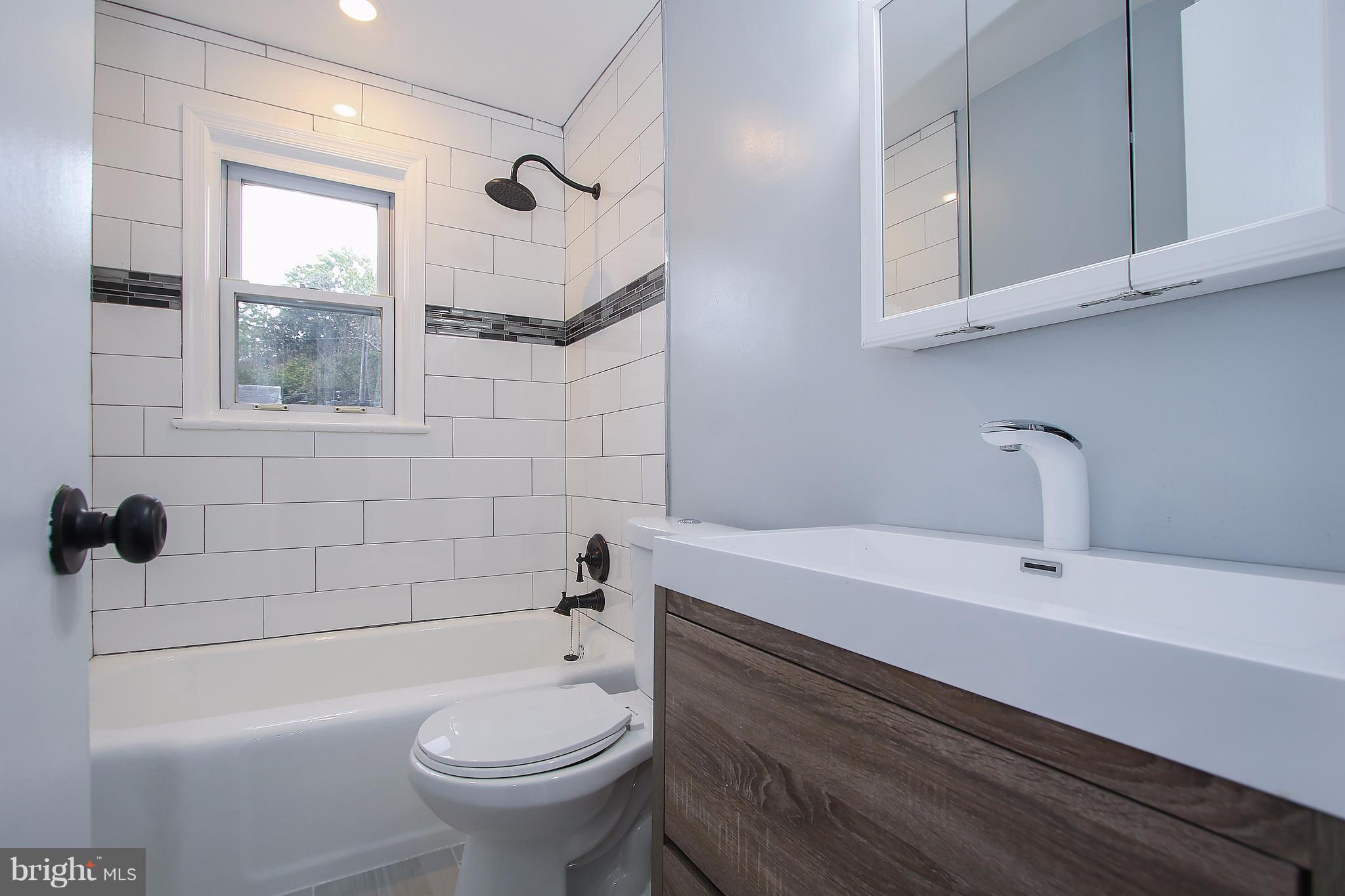 HOLLYWOOD - Residential