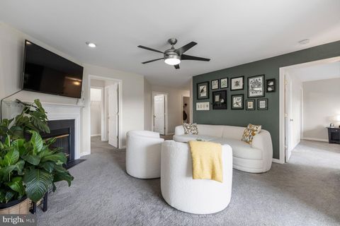 11804 ETON MANOR DRIVE 203 GERMANTOWN MD 20876