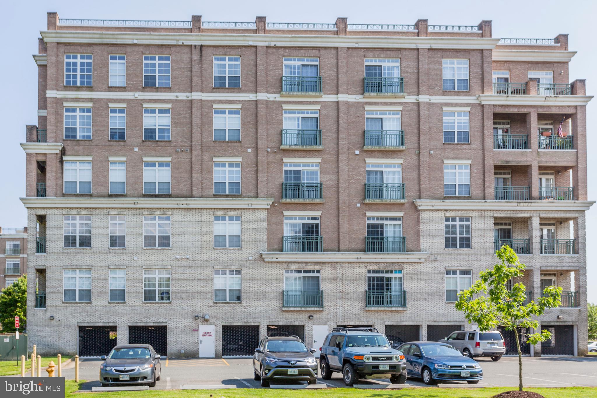 BELMONT BAY - Residential