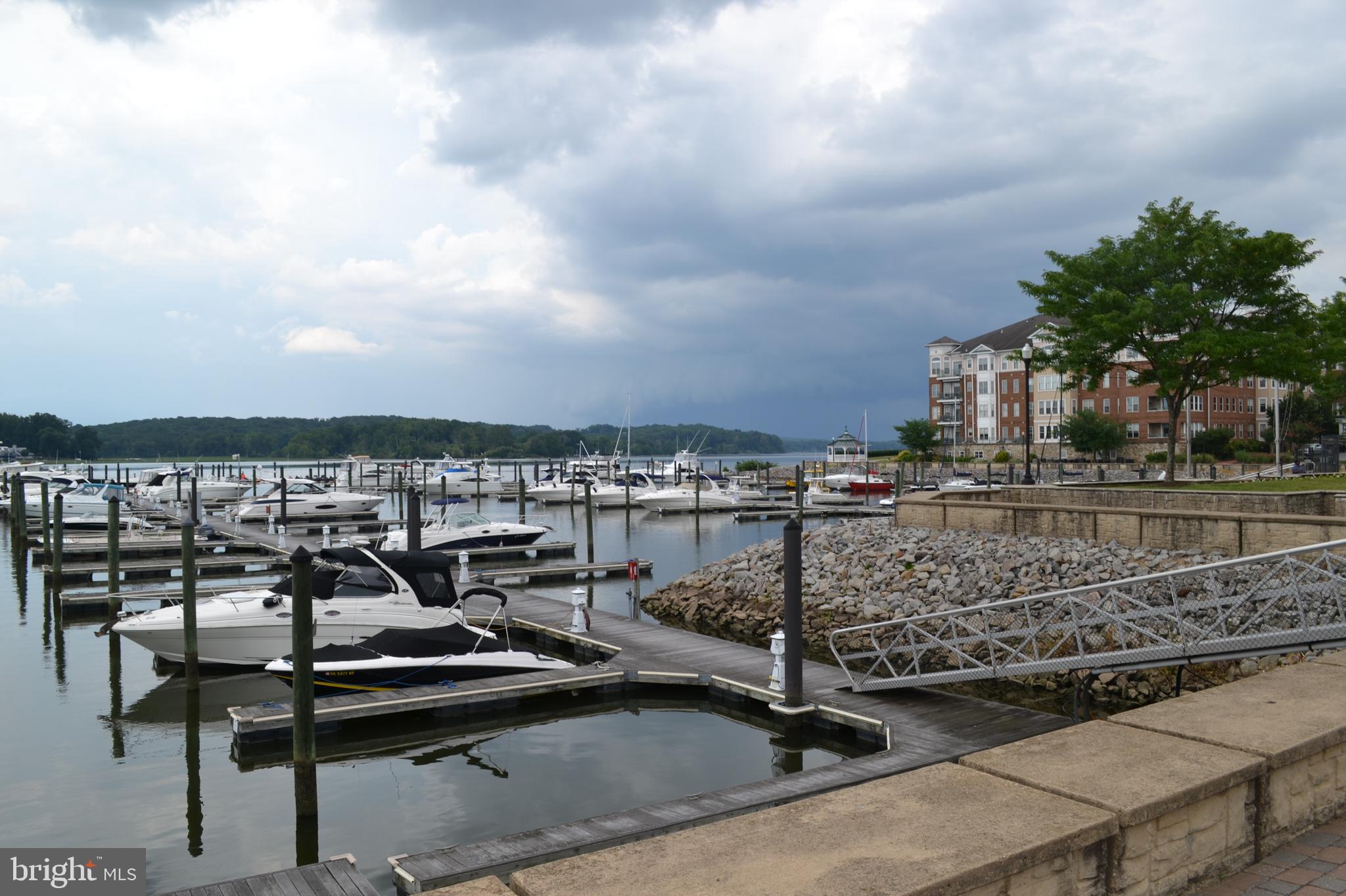 BELMONT BAY - Residential