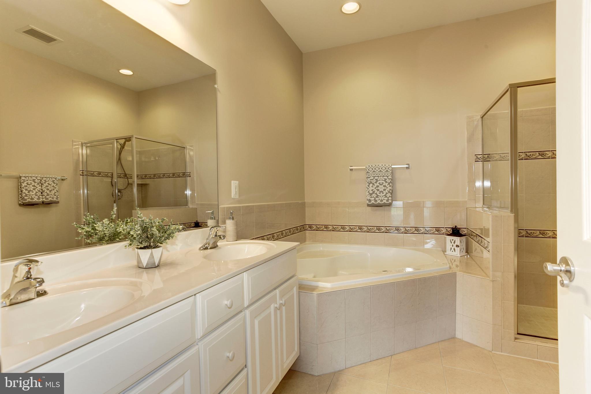 BELMONT BAY - Residential