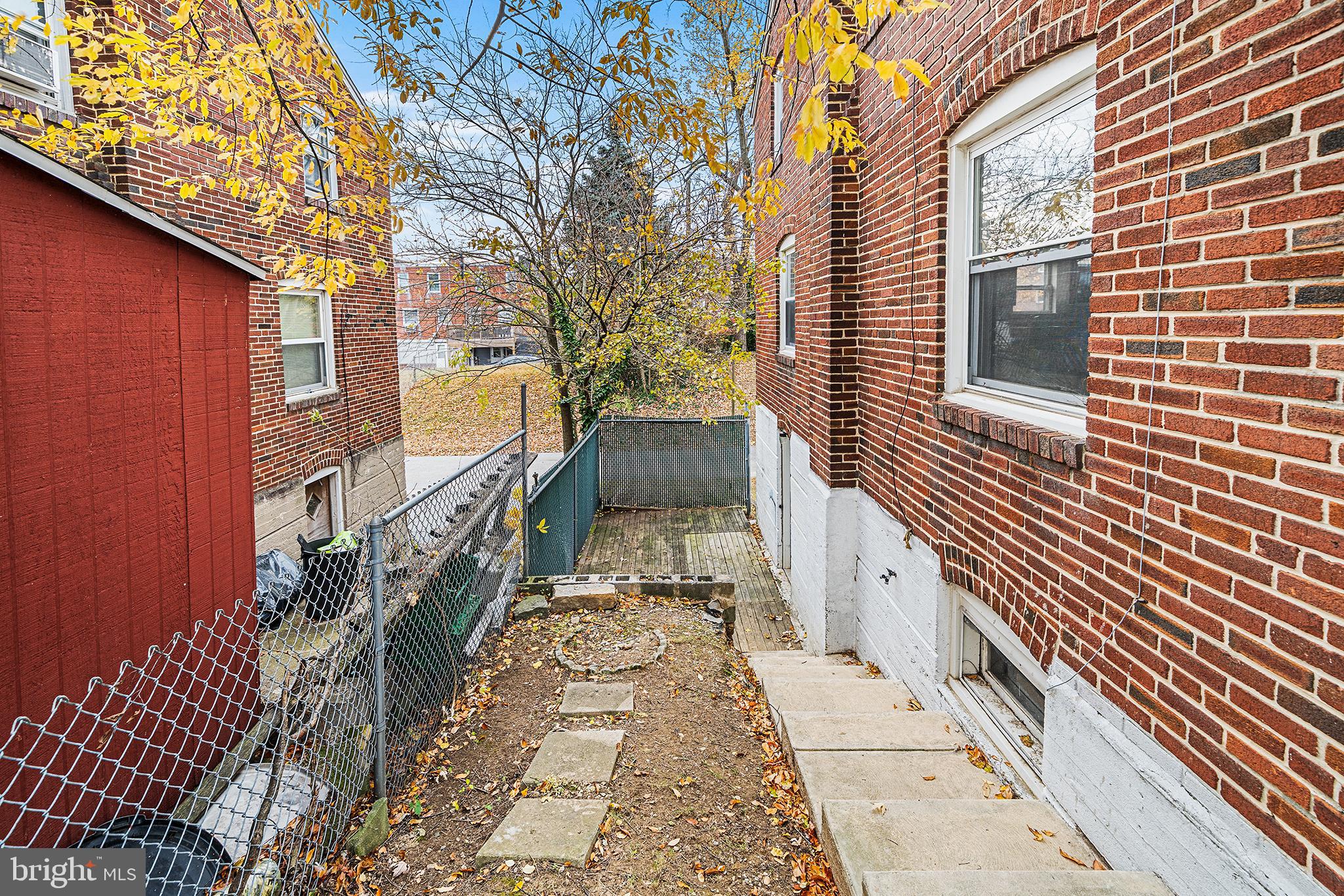 LEEDOM ESTS - Residential