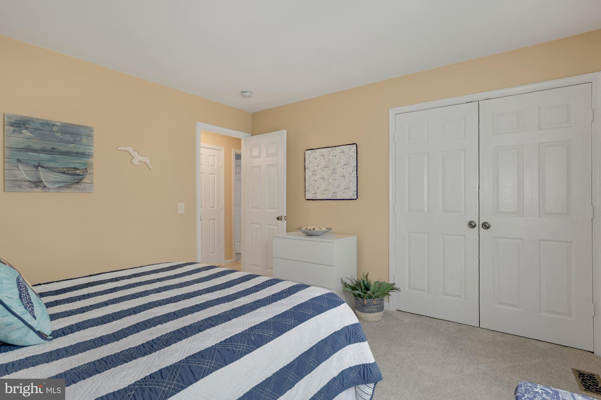 THE PROVINCES - Residential