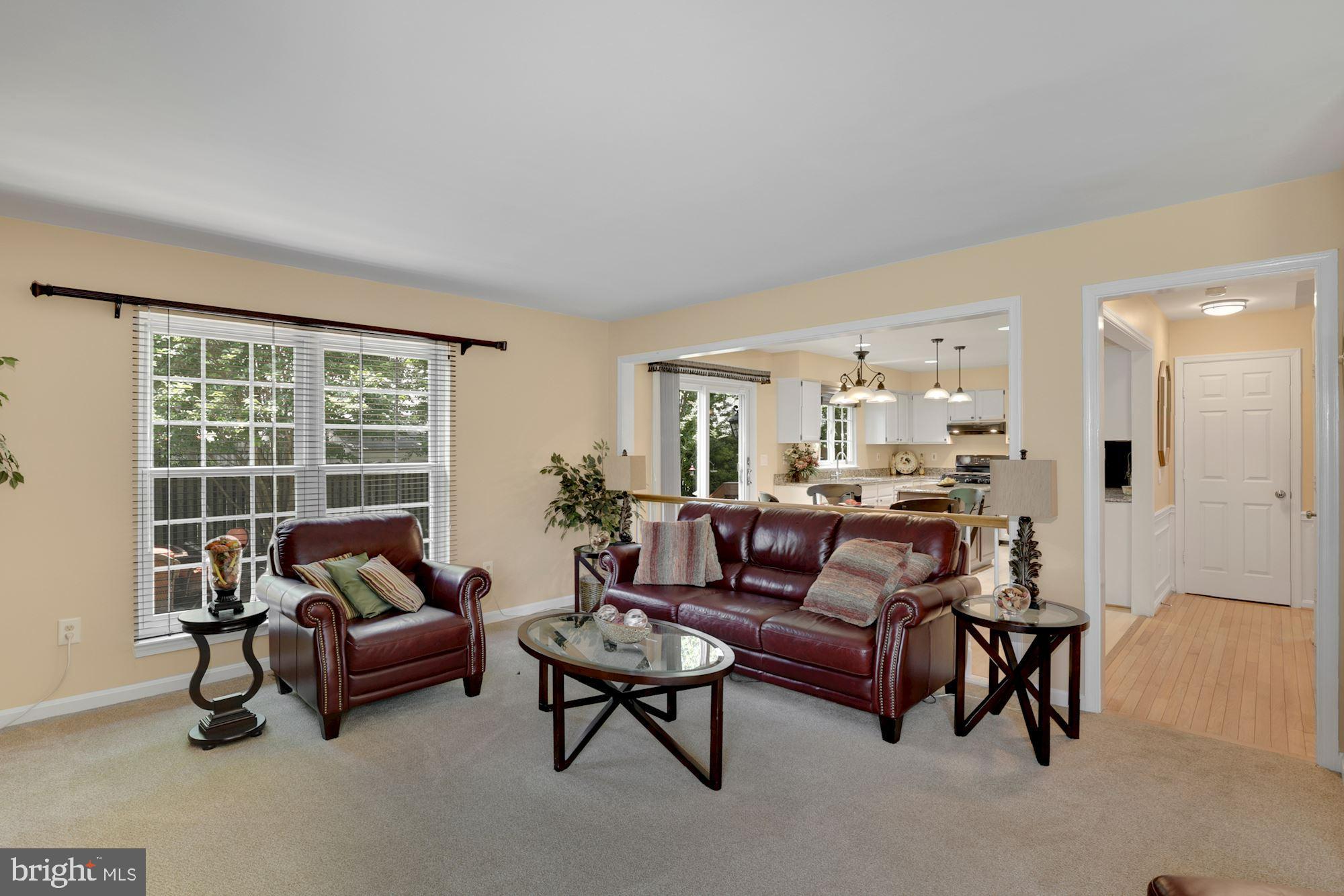 THE PROVINCES - Residential