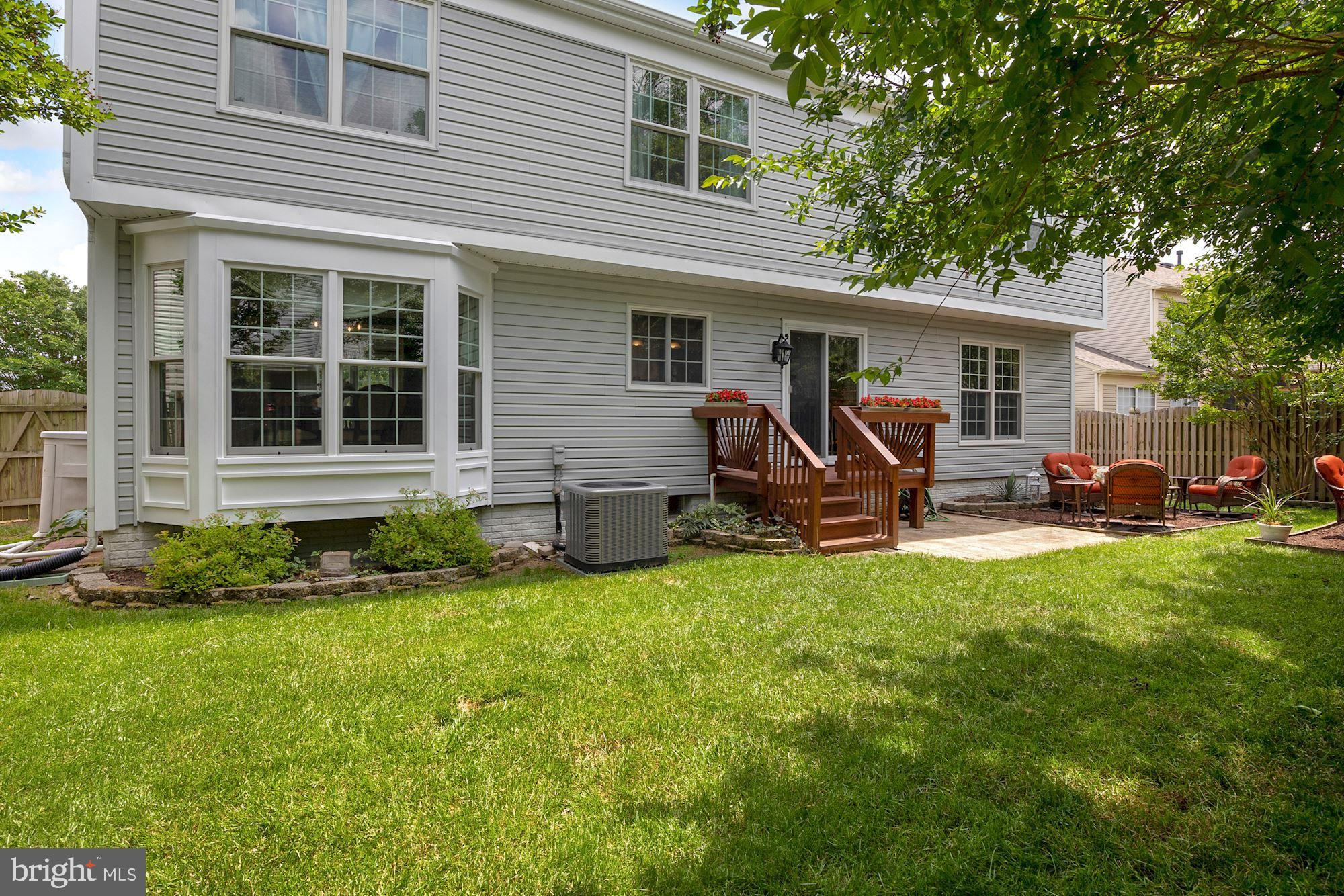 THE PROVINCES - Residential