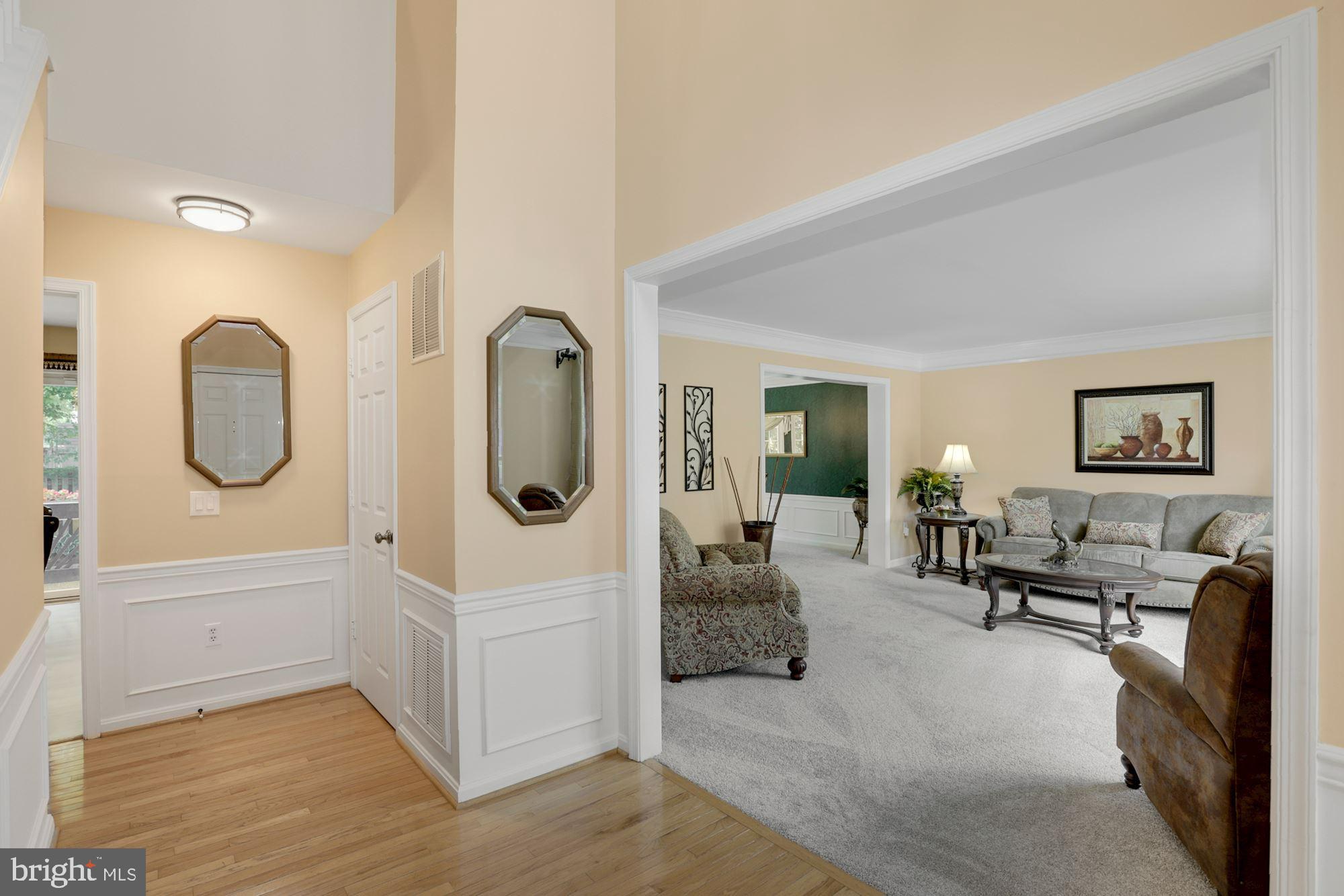 THE PROVINCES - Residential