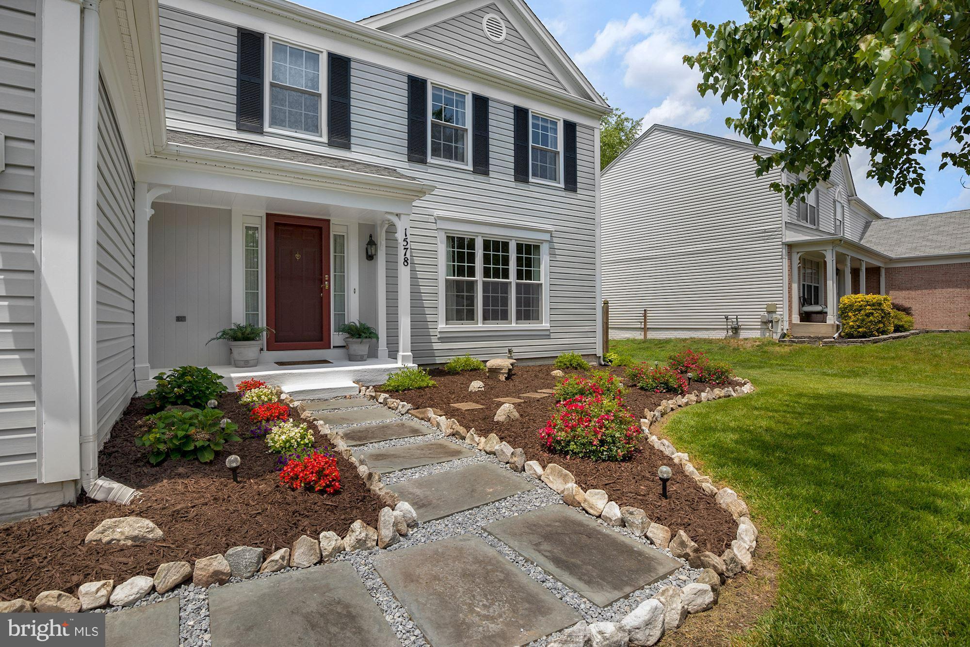 THE PROVINCES - Residential