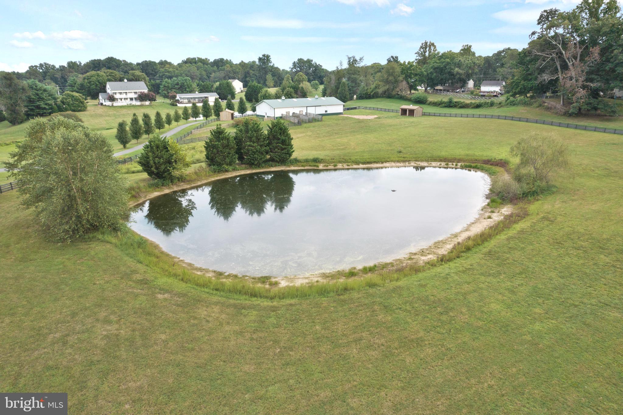 MAPLE HILL'S AFFLUENT - Residential